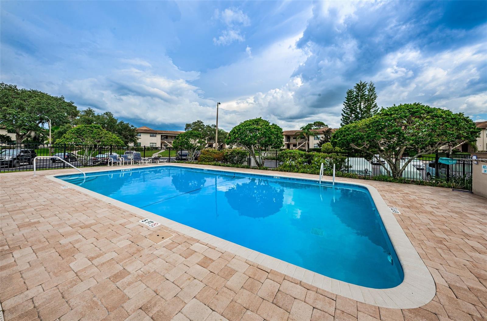 SEASCAPE CONDO OF TARPON SPGS - Residential
