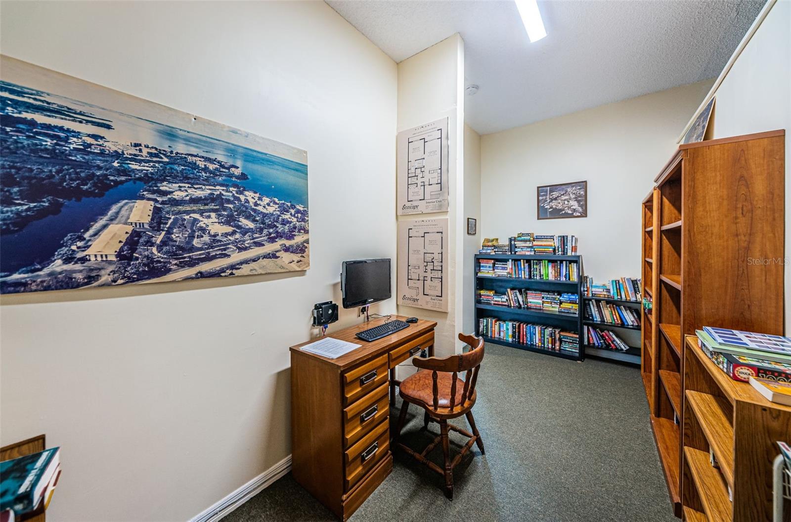 SEASCAPE CONDO OF TARPON SPGS - Residential