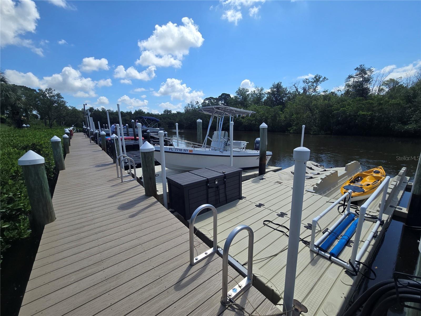 SEASCAPE CONDO OF TARPON SPGS - Residential