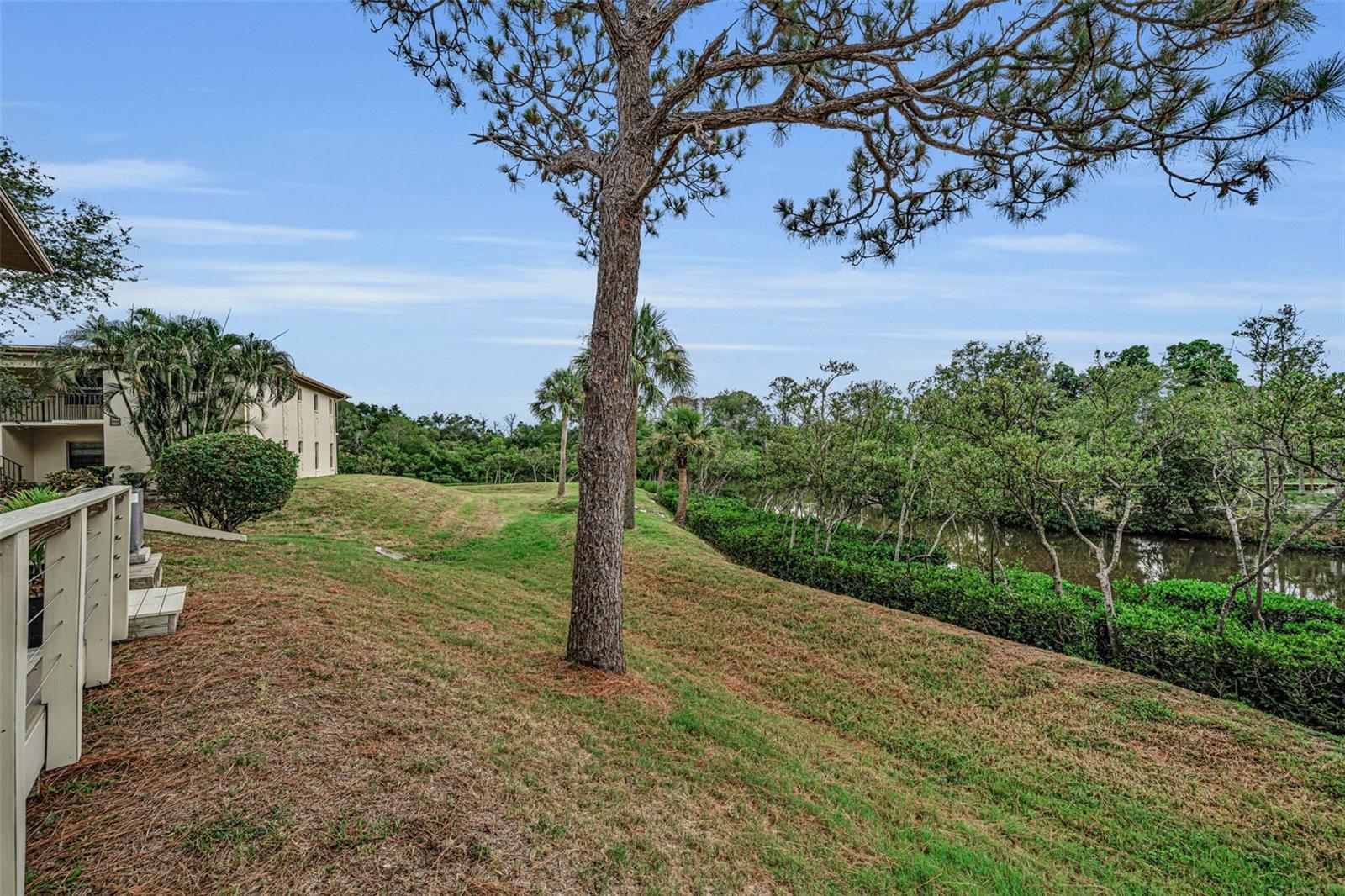 SEASCAPE CONDO OF TARPON SPGS - Residential