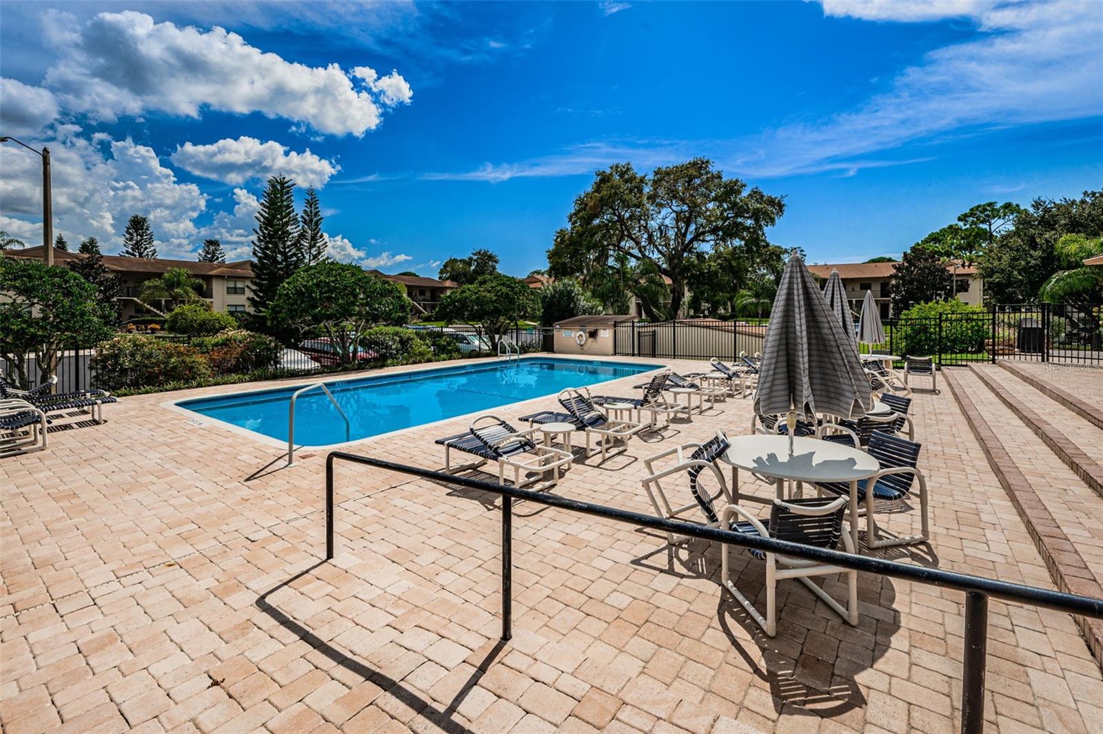 SEASCAPE CONDO OF TARPON SPGS - Residential
