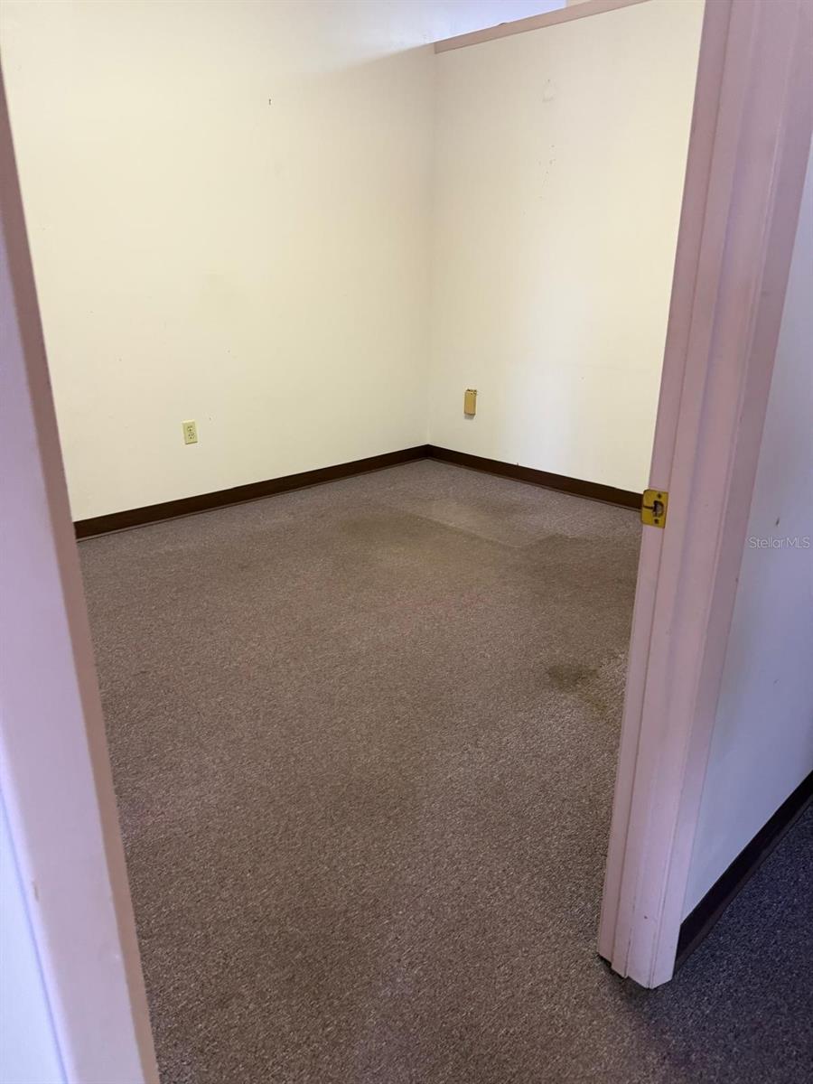 LUCERNE PARK FRUIT ASSN - Commercial Lease