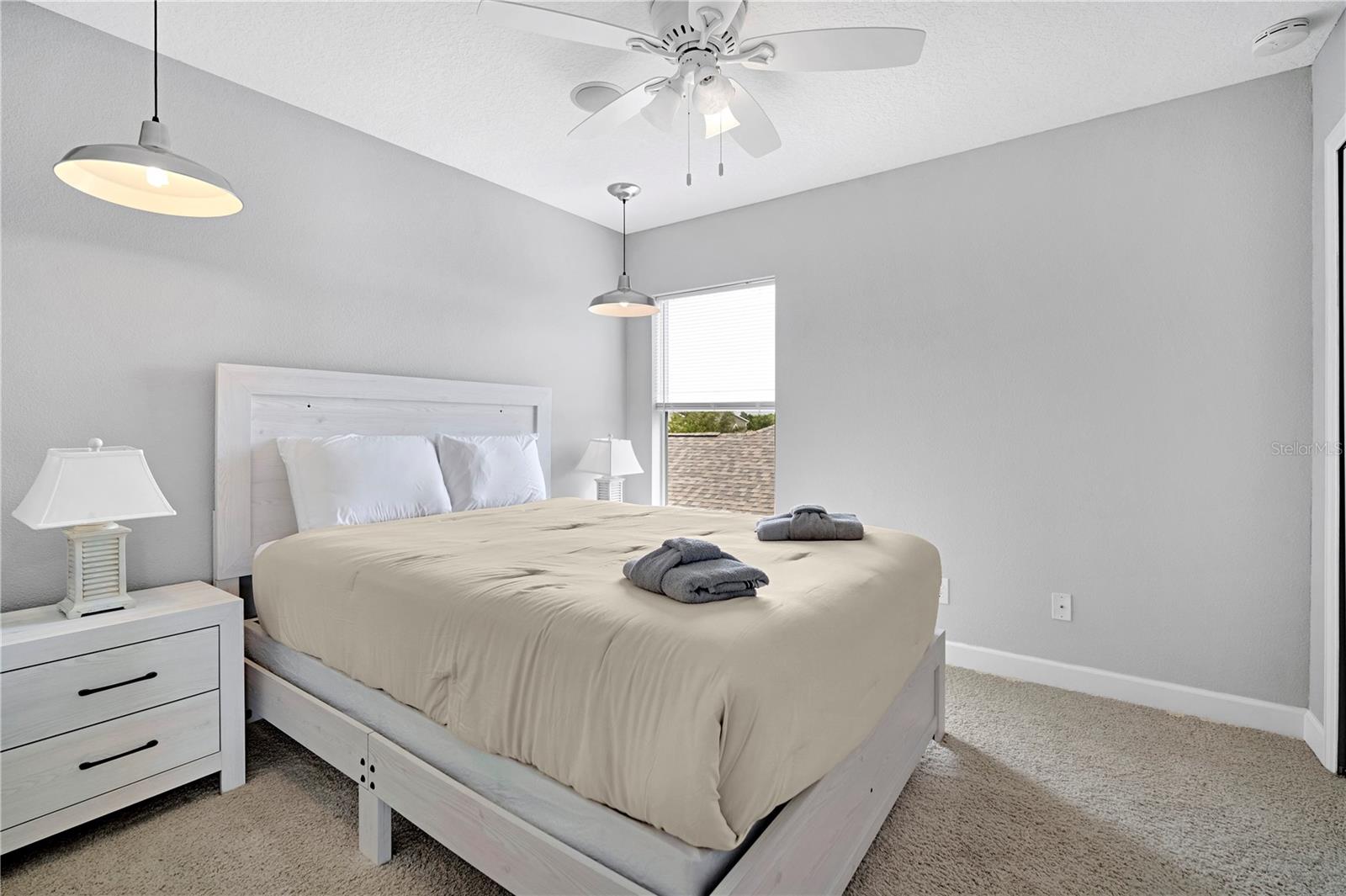 SHINGLE CREEK RESERVE AT THE OAKS - Residential