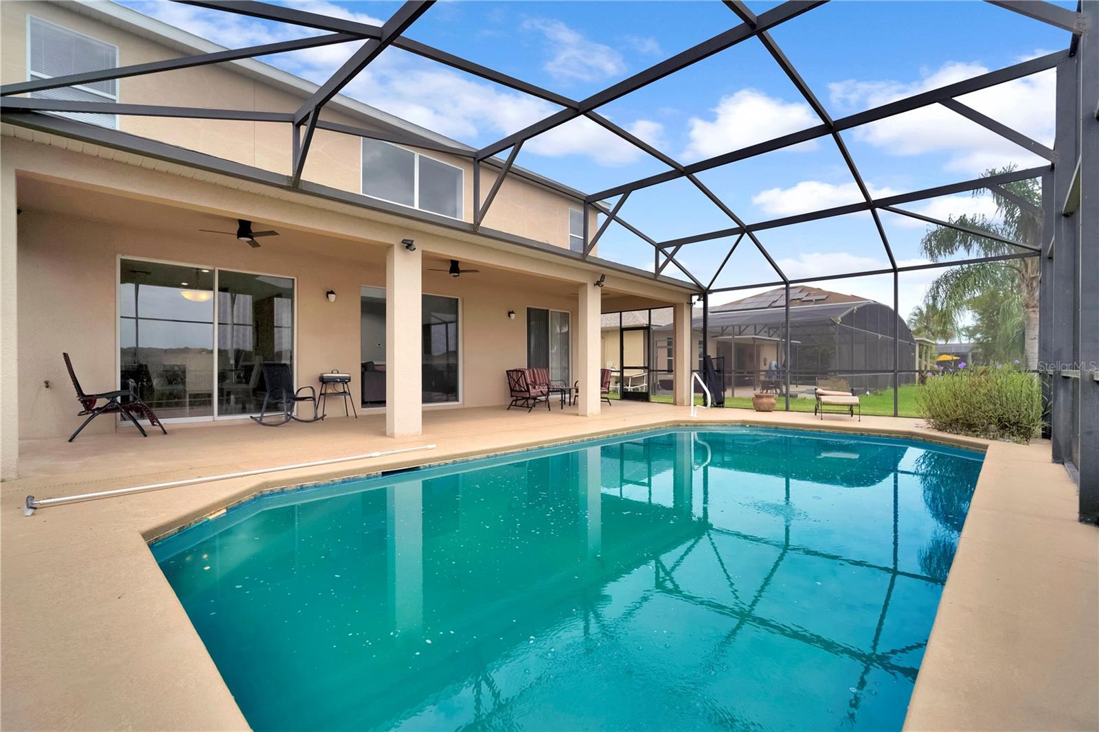 SHINGLE CREEK RESERVE AT THE OAKS - Residential