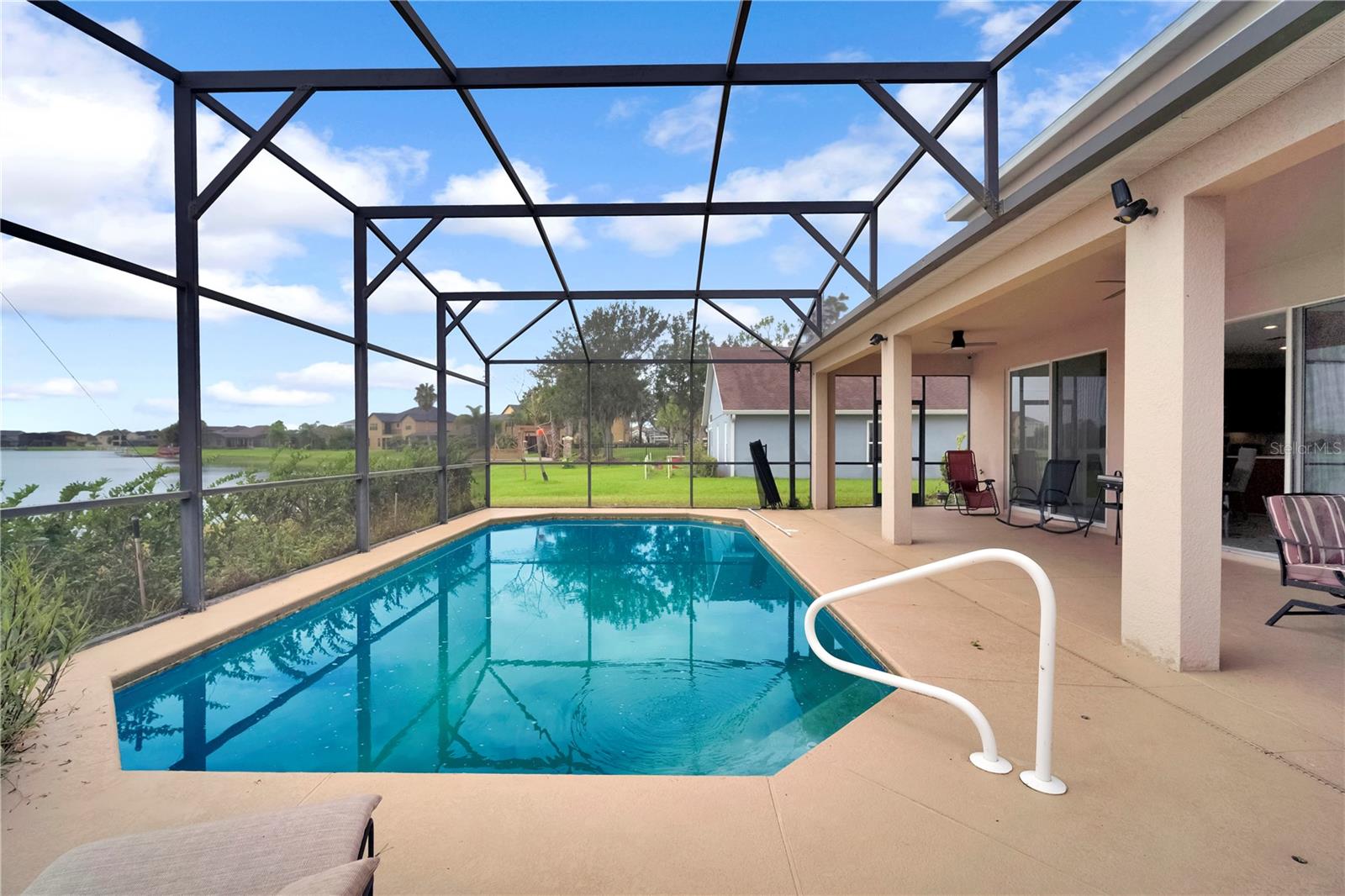 SHINGLE CREEK RESERVE AT THE OAKS - Residential