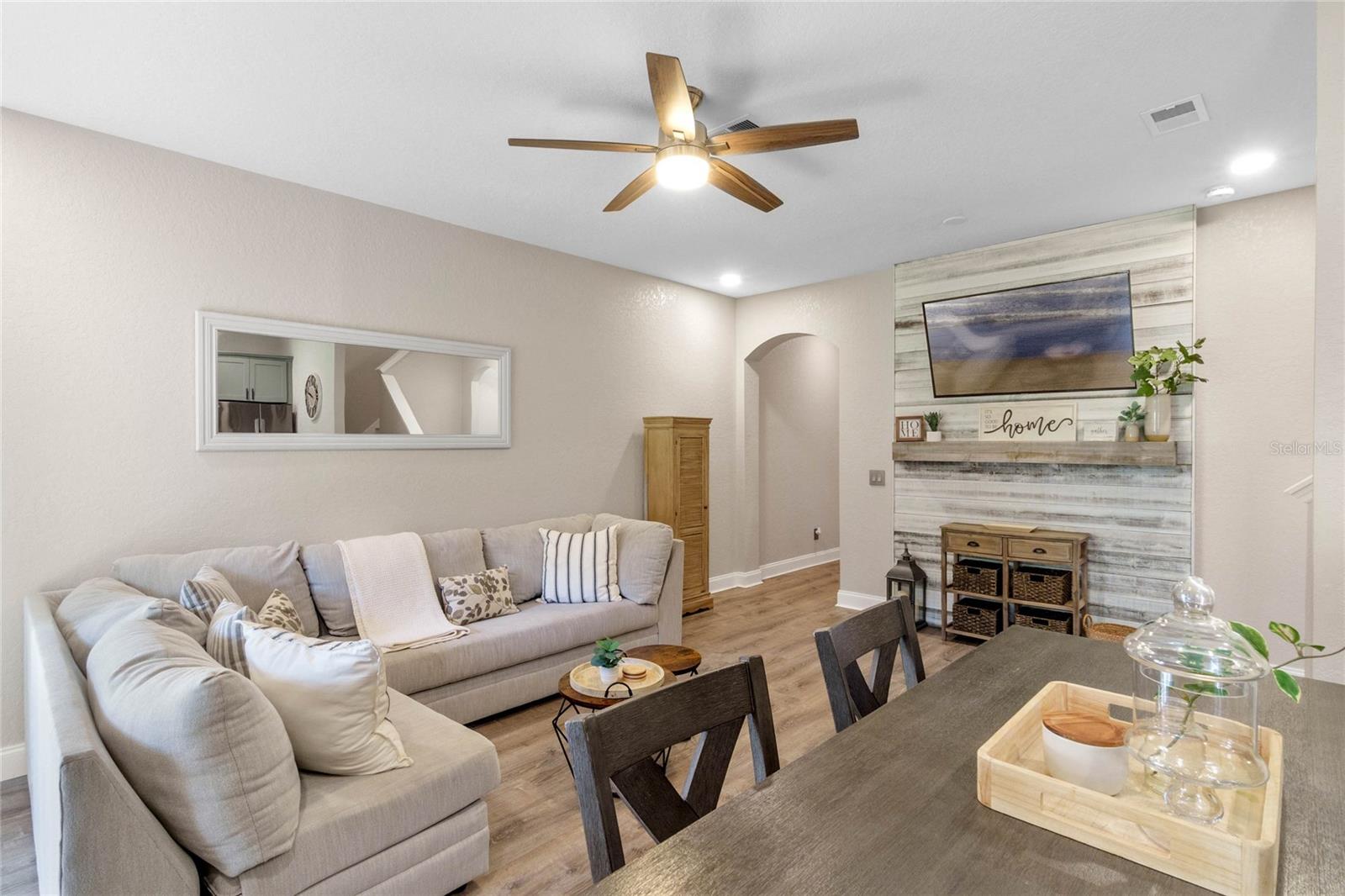 REGAL PALMS AT HIGHLAND RESERVE PH 03 - Residential