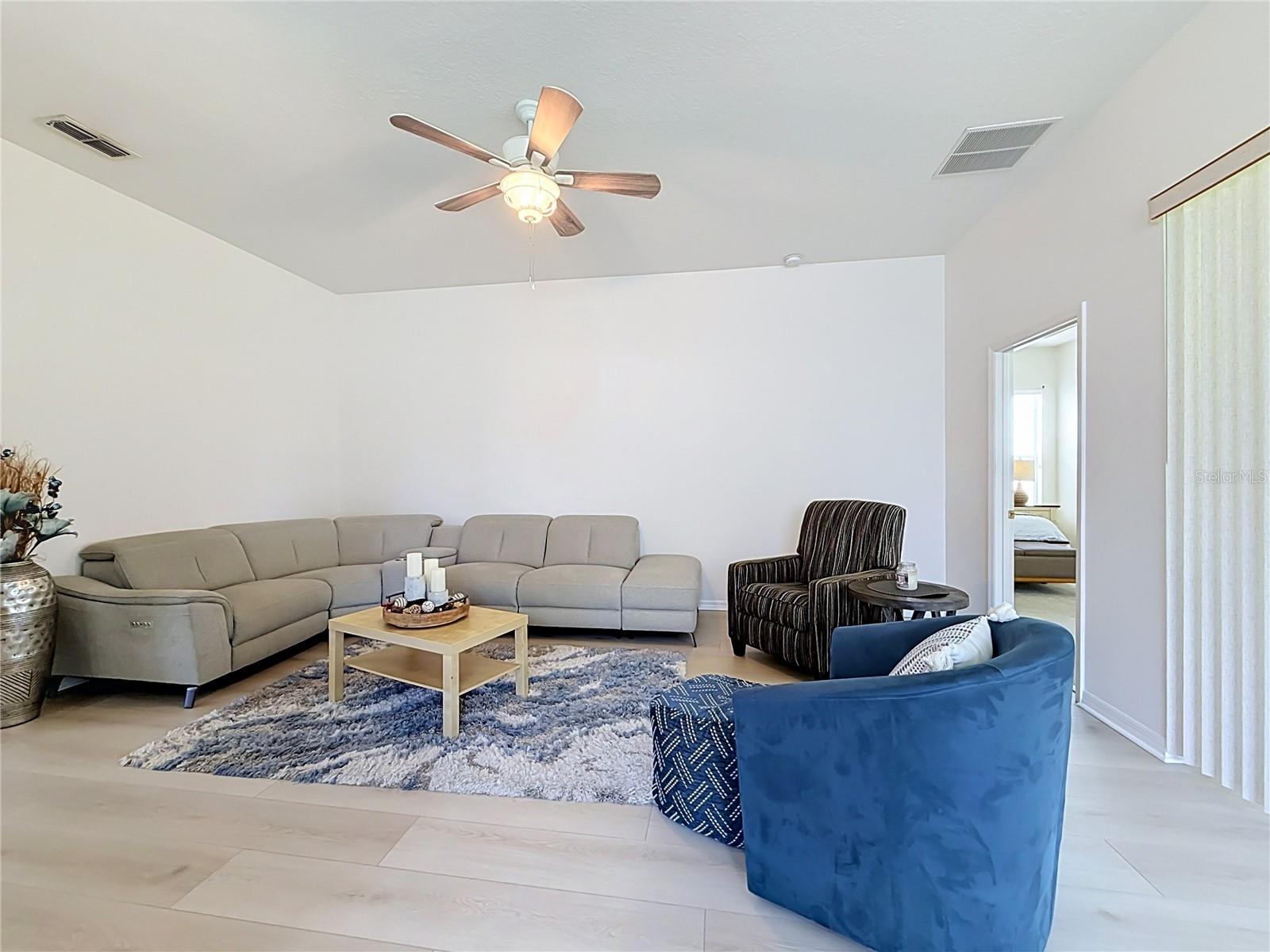PLANTATION AT LEESBURG GLENDALE VILLAGE - Residential