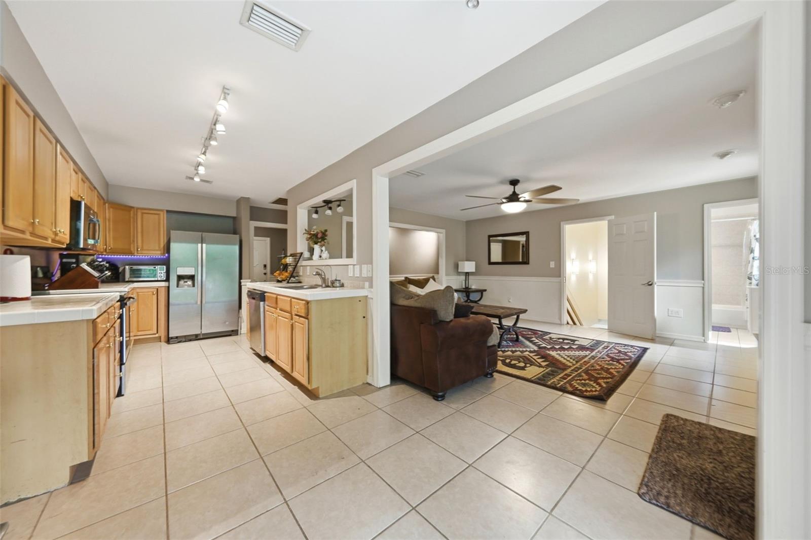 HOWEY LAKE SHORE HEIGHTS - Residential