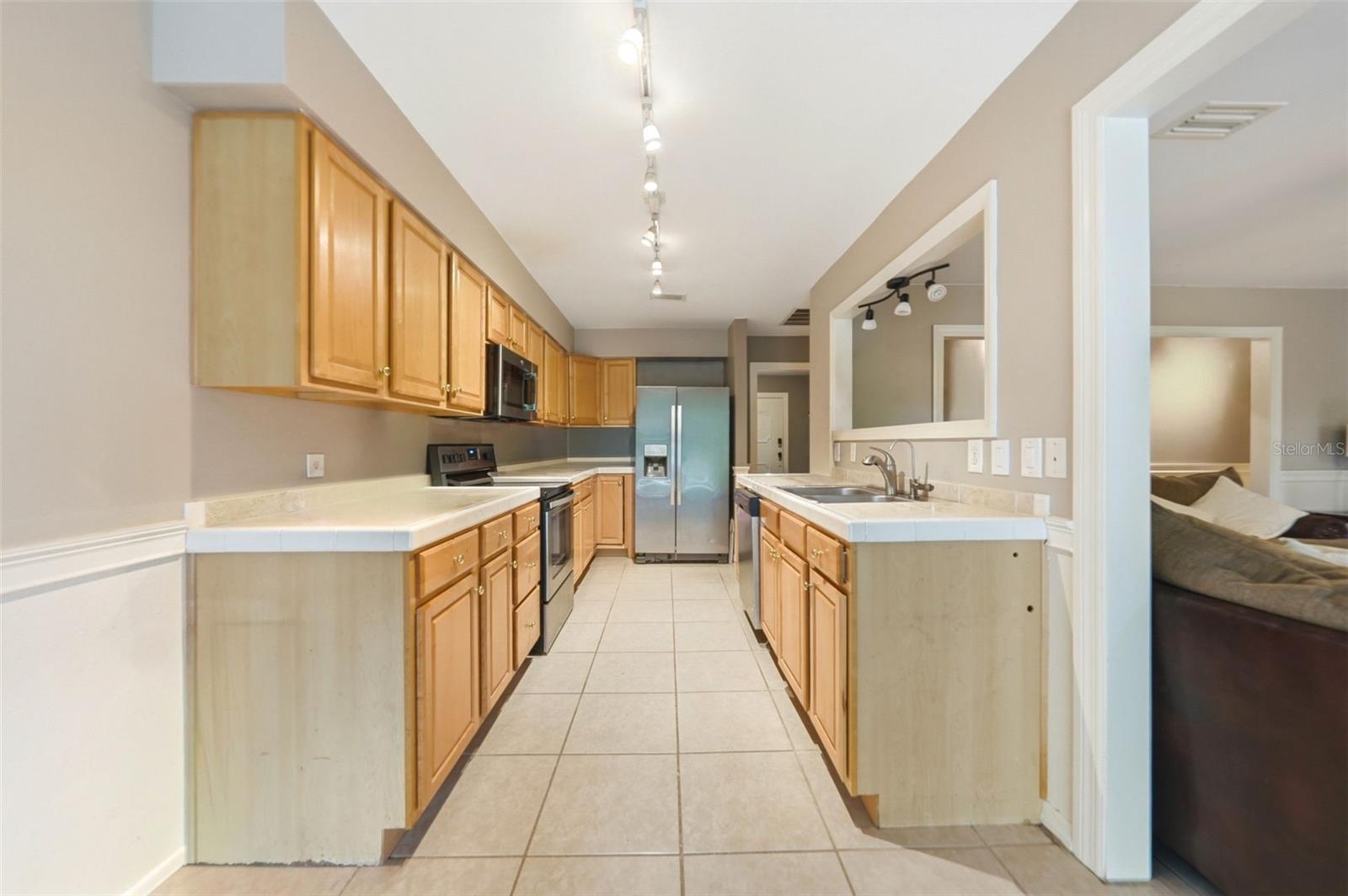 HOWEY LAKE SHORE HEIGHTS - Residential
