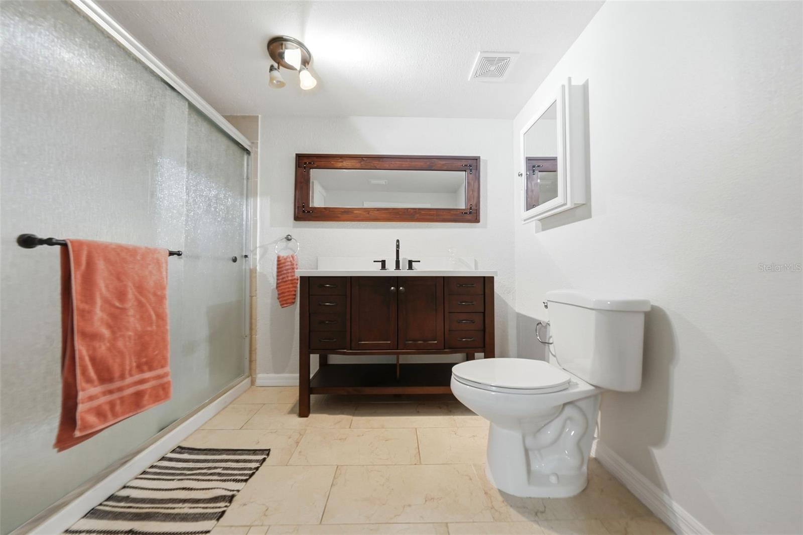 HOWEY LAKE SHORE HEIGHTS - Residential