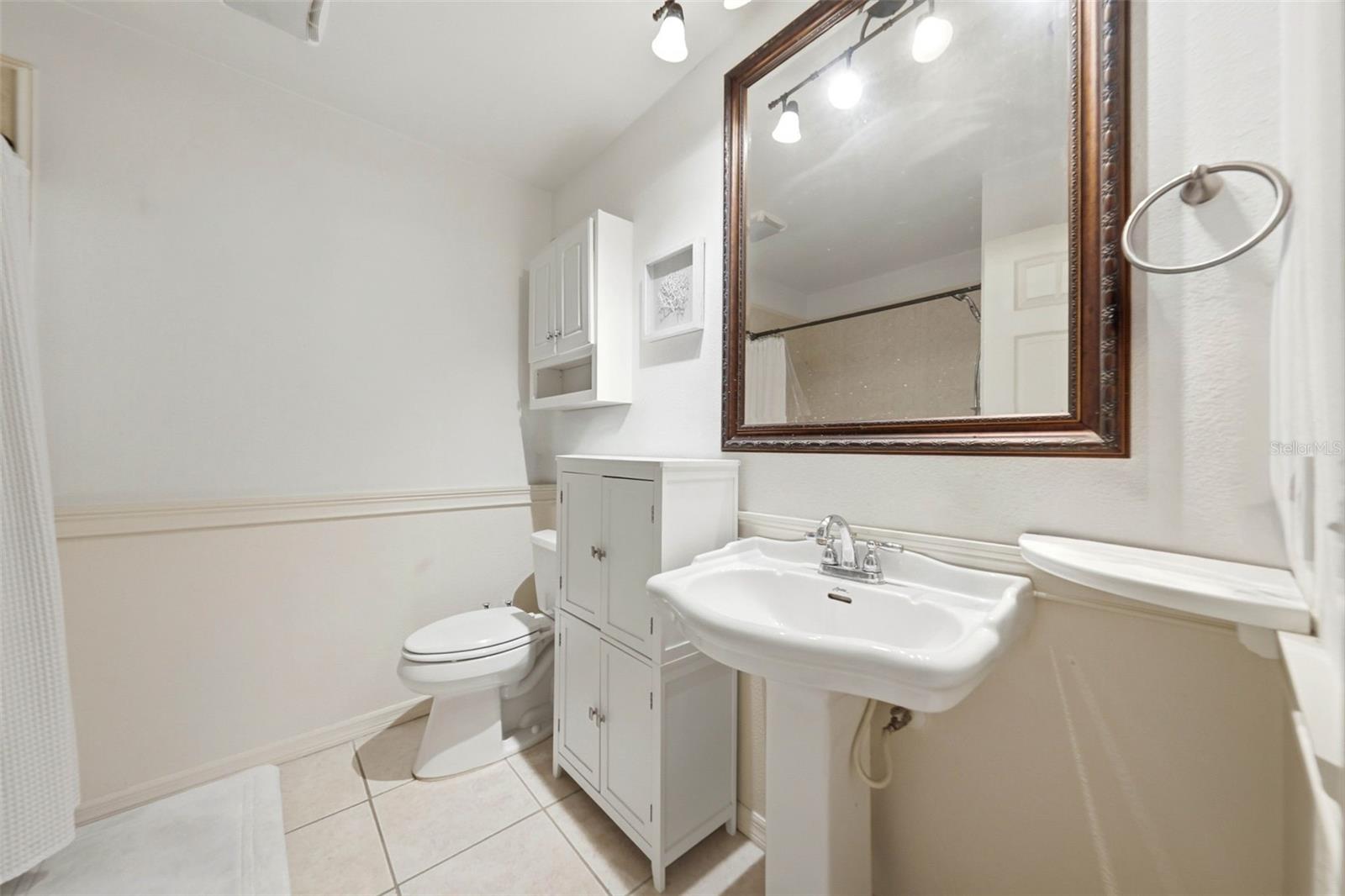 HOWEY LAKE SHORE HEIGHTS - Residential