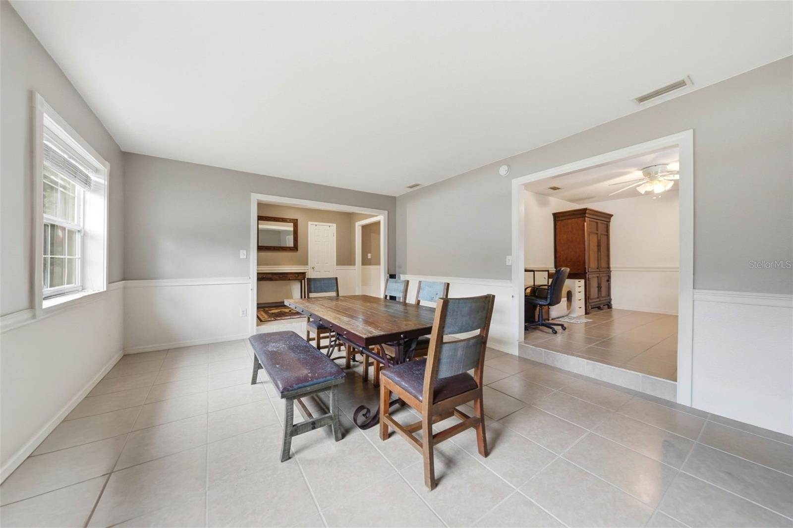 HOWEY LAKE SHORE HEIGHTS - Residential