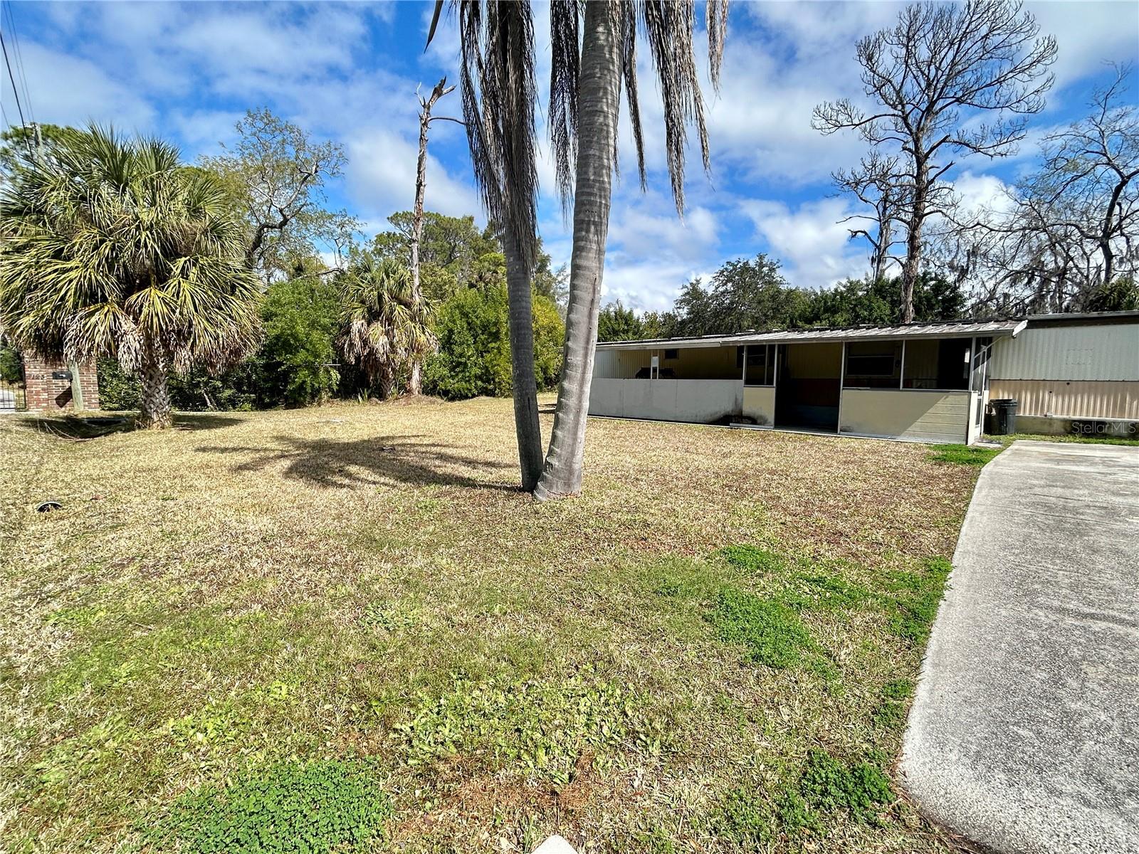 COUNTRY ACRES SUB - Land