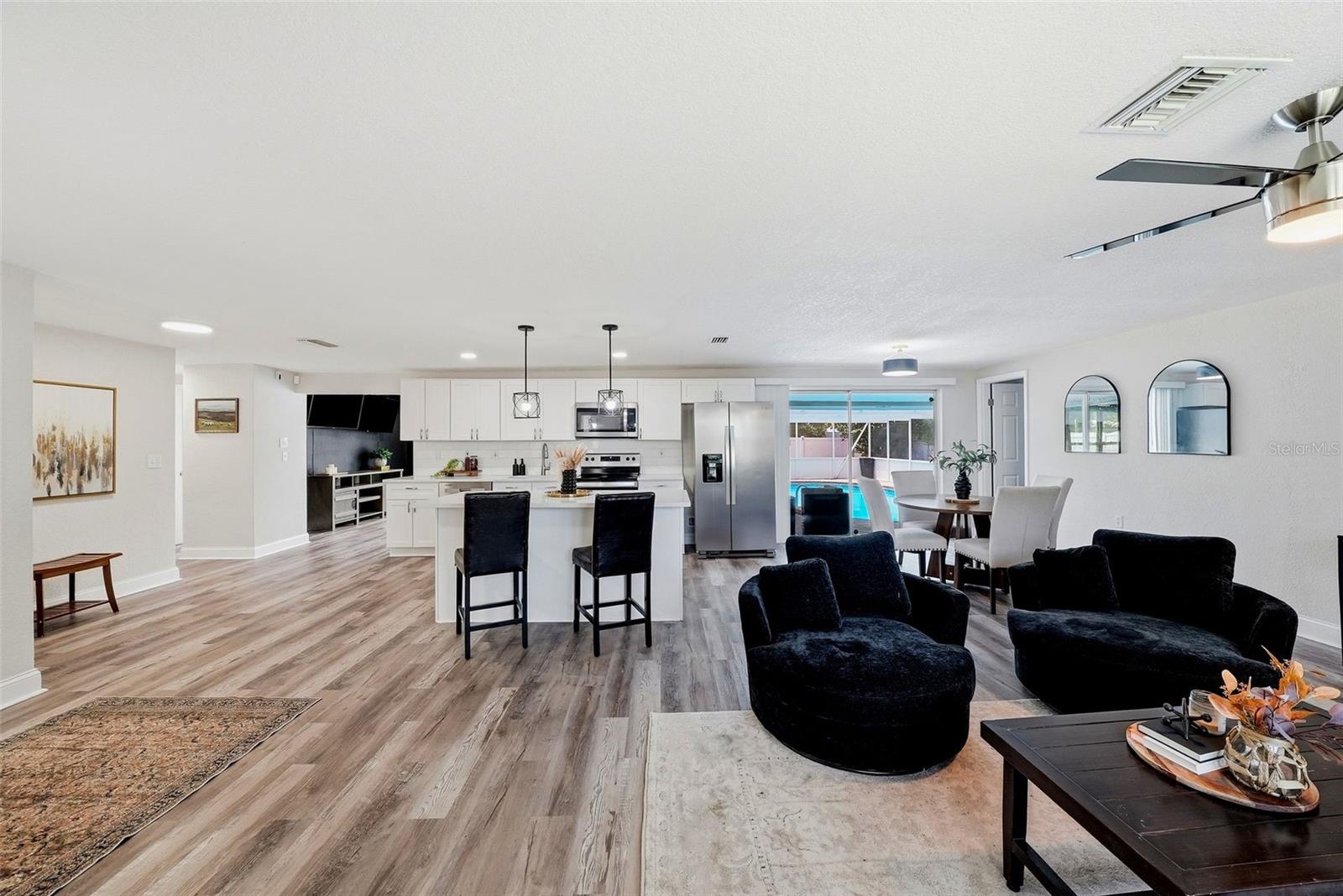 SPRING HILL - Residential