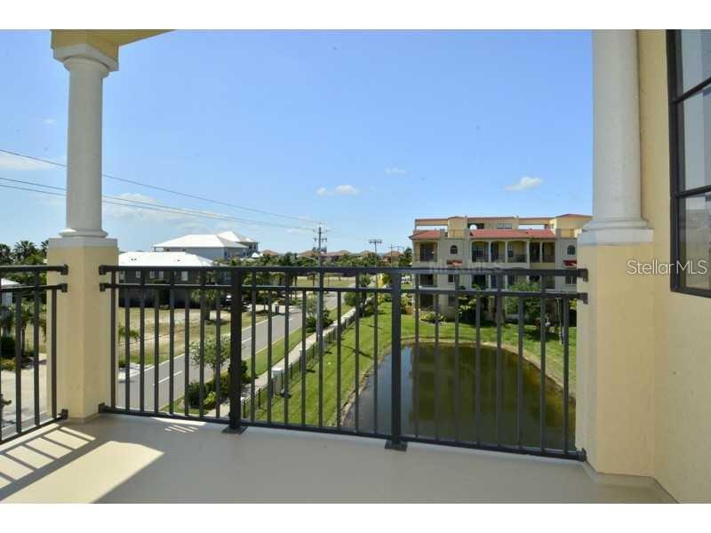 BRISA DEL MAR TWNHMS - Residential Lease