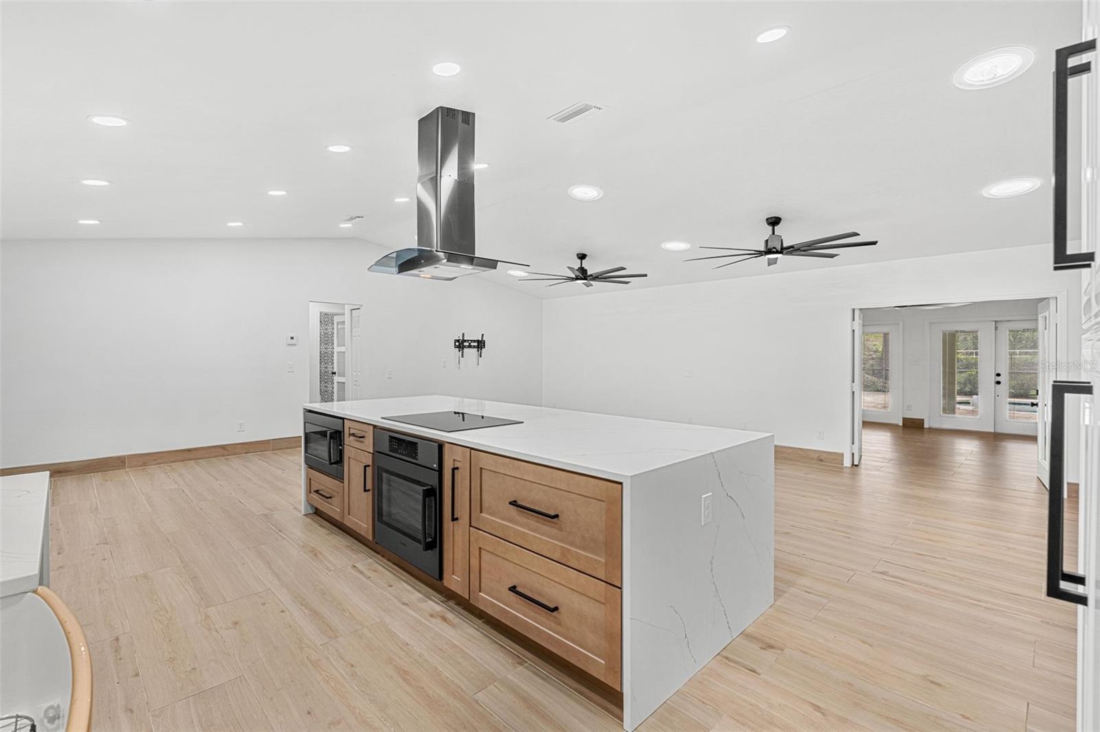 MAJESTIC OAKS - Residential