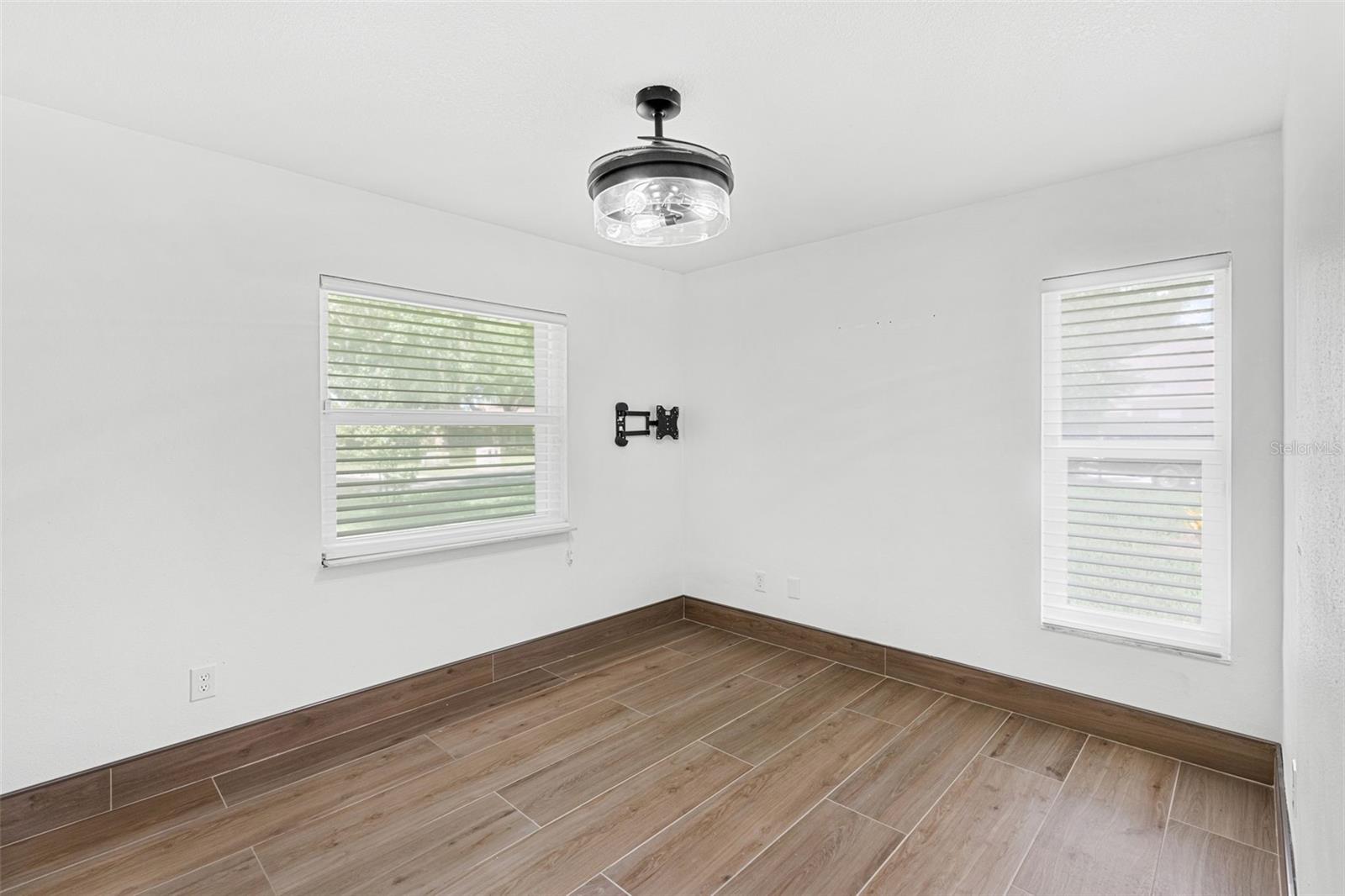 MAJESTIC OAKS - Residential