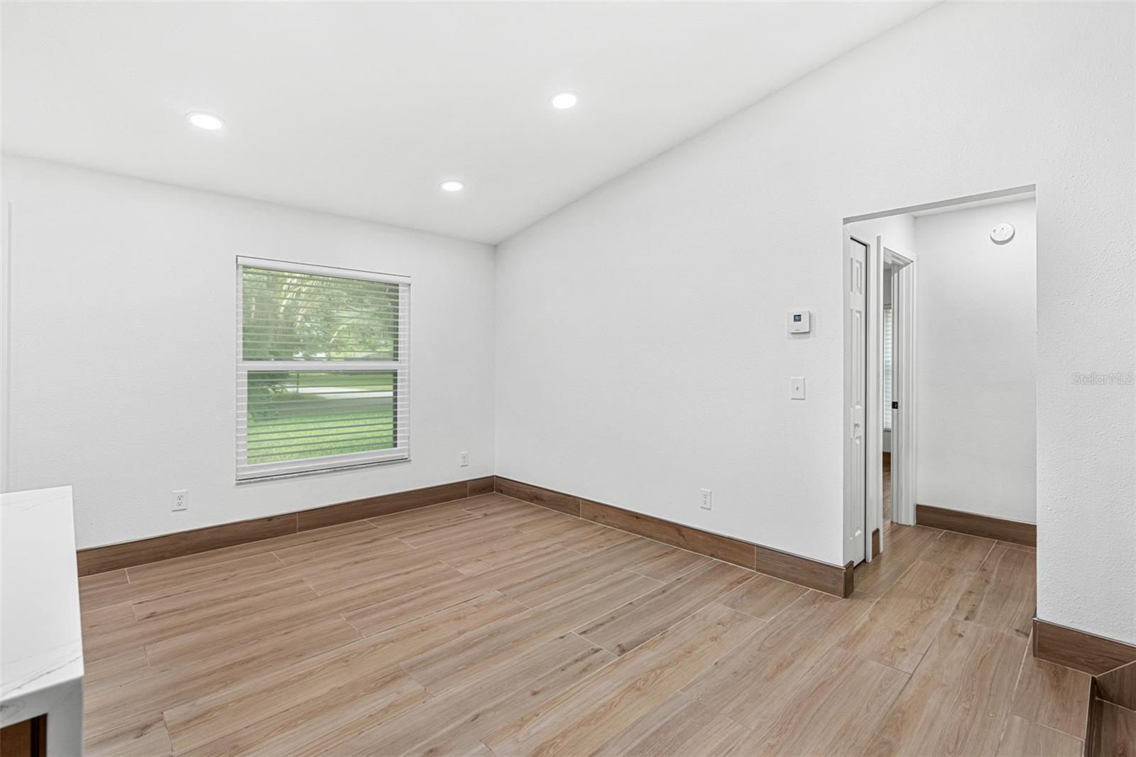 MAJESTIC OAKS - Residential