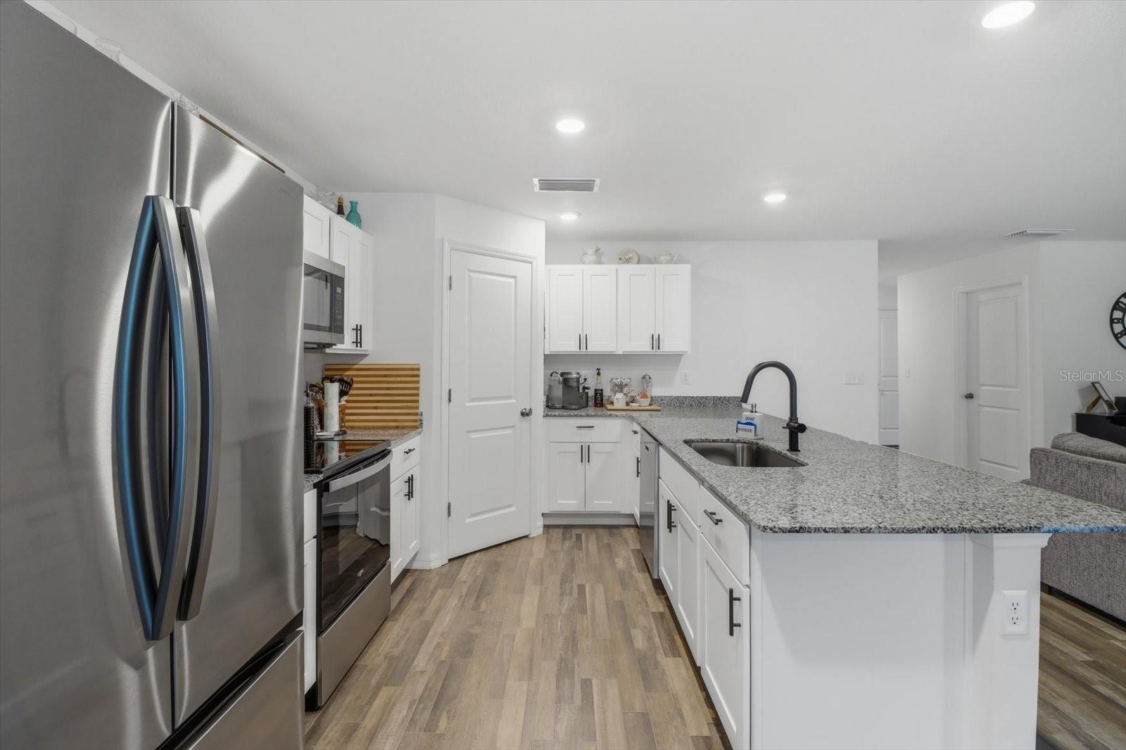 CITRUS SPGS UNIT 06 - Residential