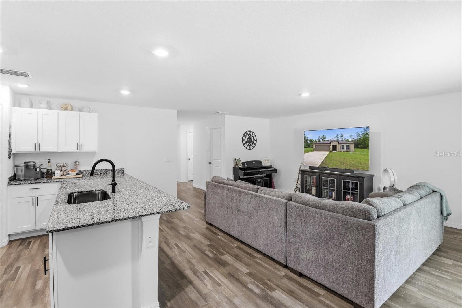 CITRUS SPGS UNIT 06 - Residential