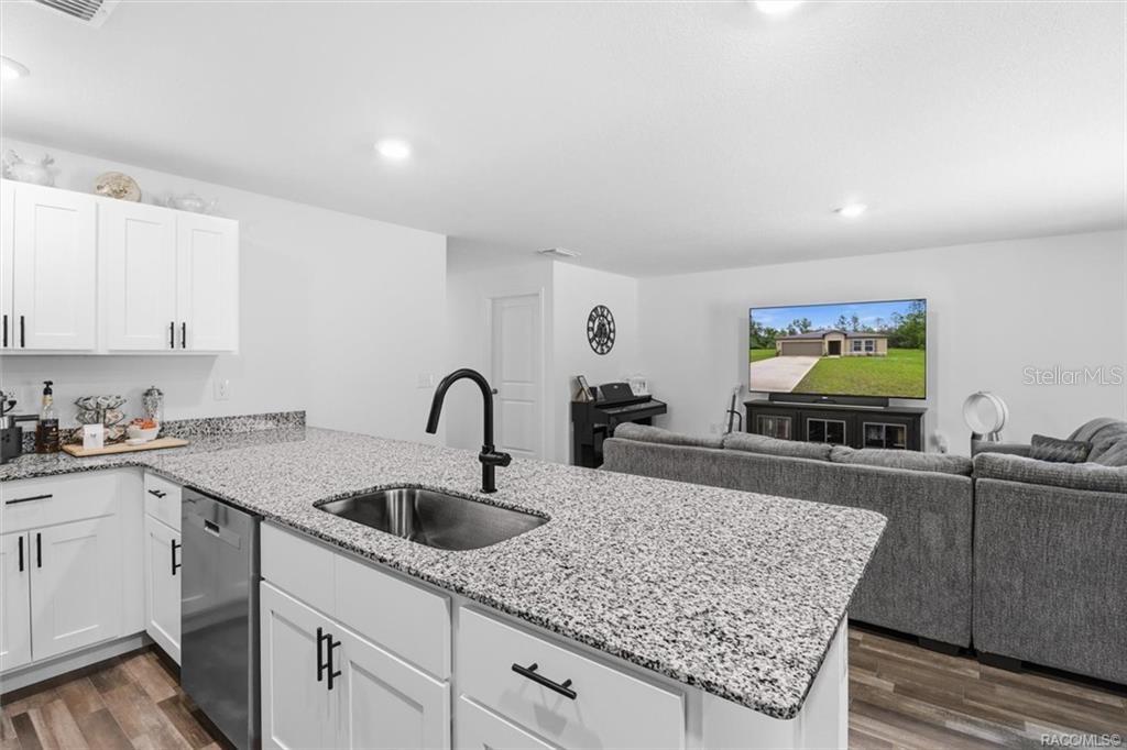 CITRUS SPGS UNIT 06 - Residential