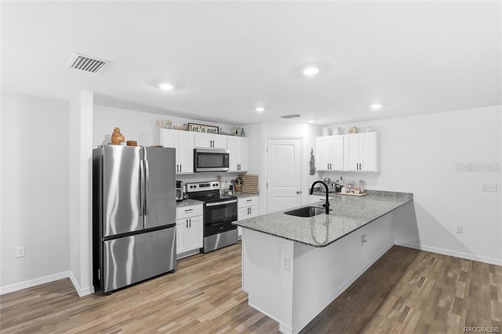 CITRUS SPGS UNIT 06 - Residential