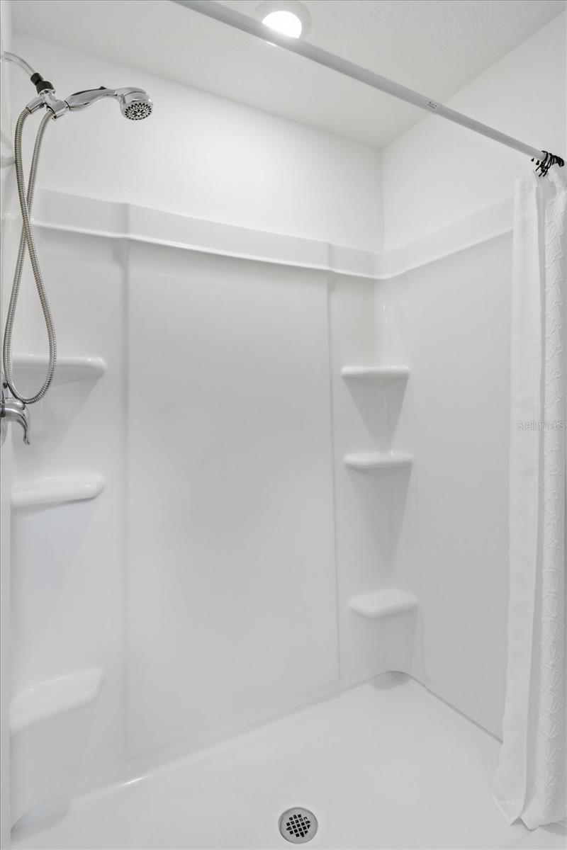 CITRUS SPGS UNIT 06 - Residential
