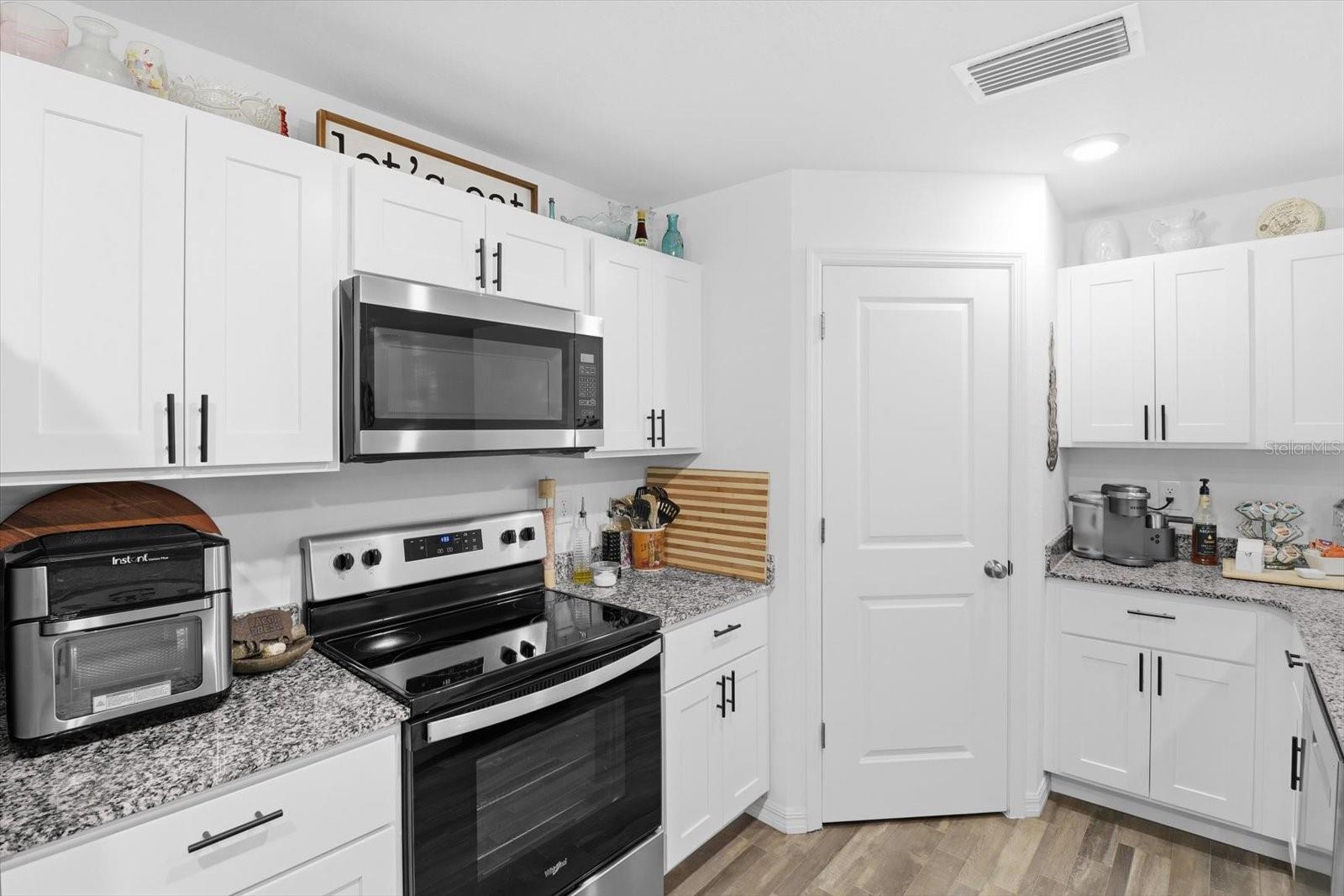 CITRUS SPGS UNIT 06 - Residential