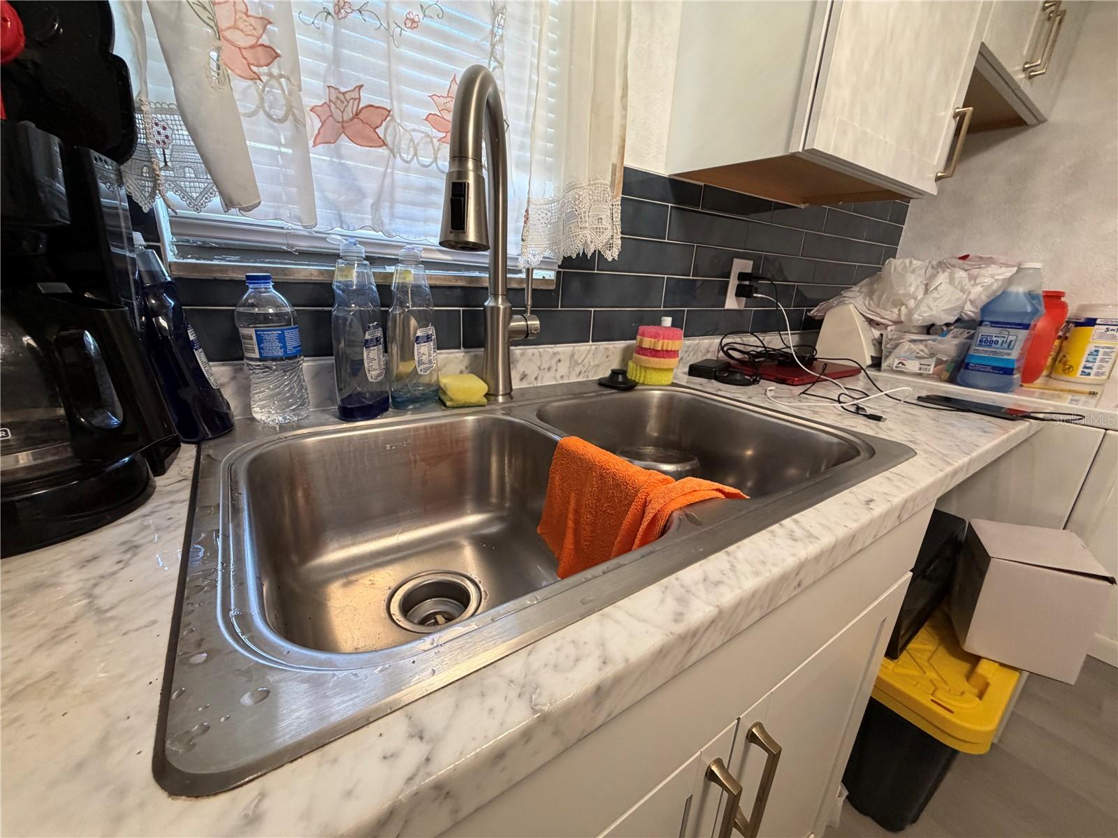 LEMON TREE CONDO SEC 01 - Residential