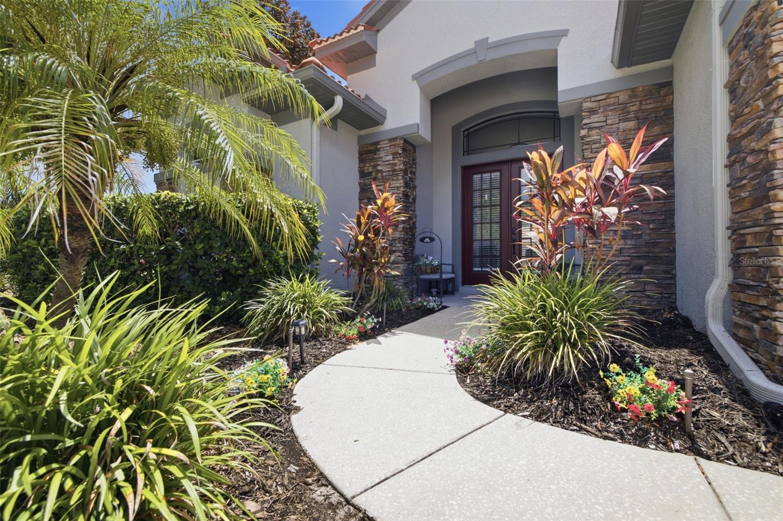 WATERS EDGE 02 - Residential