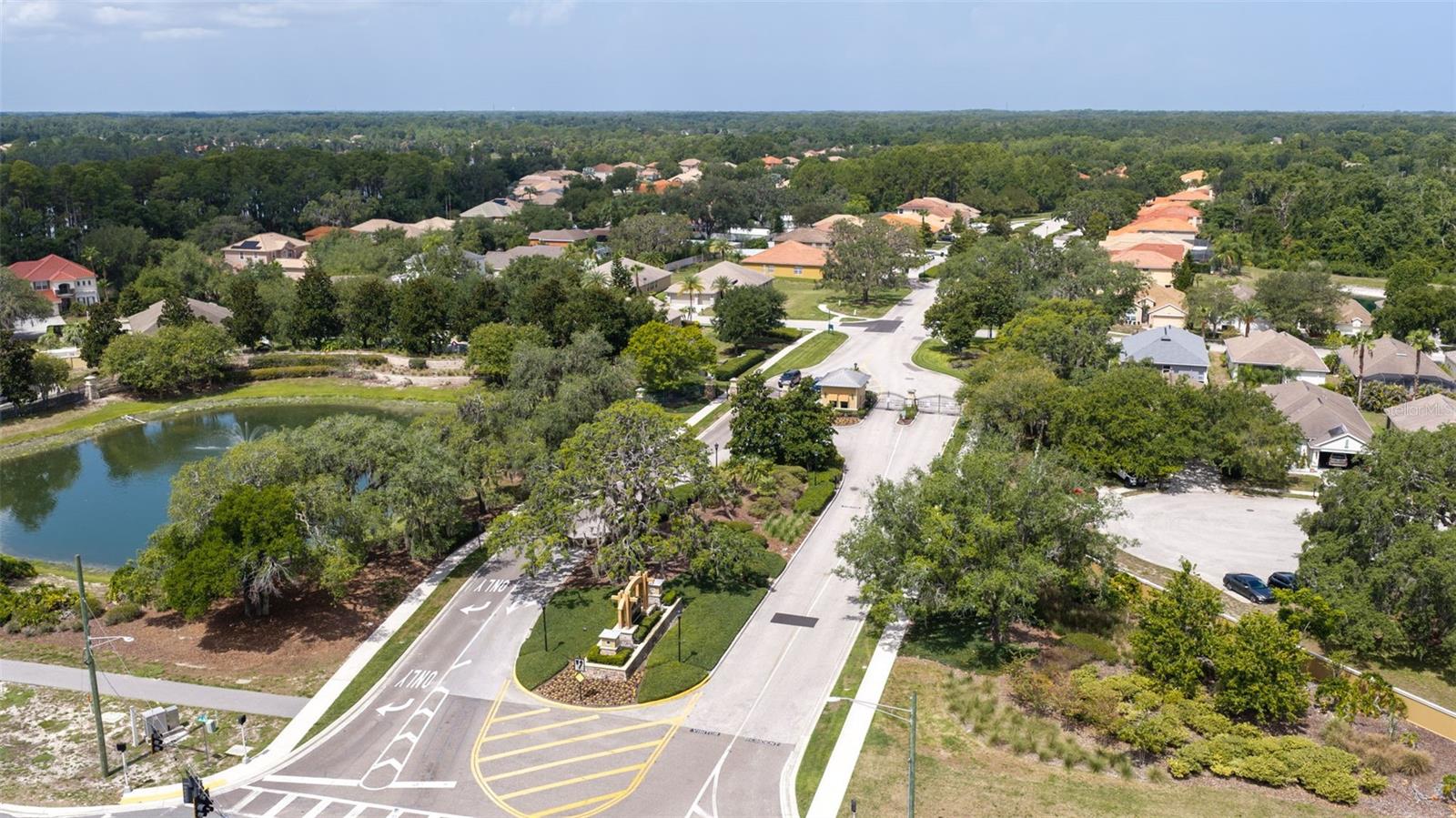 WATERS EDGE 02 - Residential