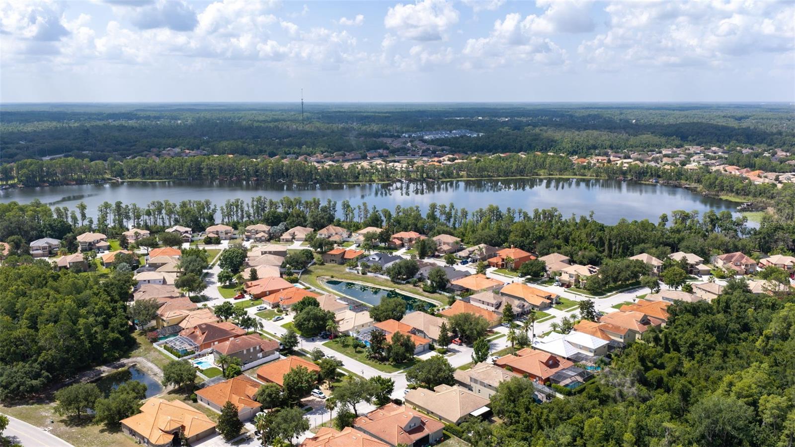 WATERS EDGE 02 - Residential
