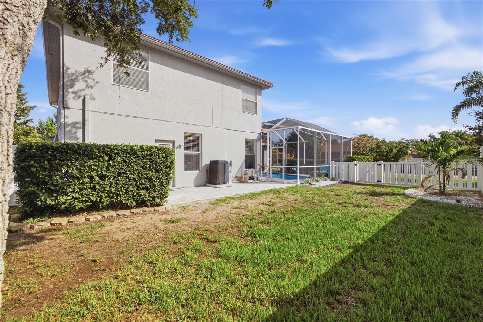 WATERS EDGE 02 - Residential