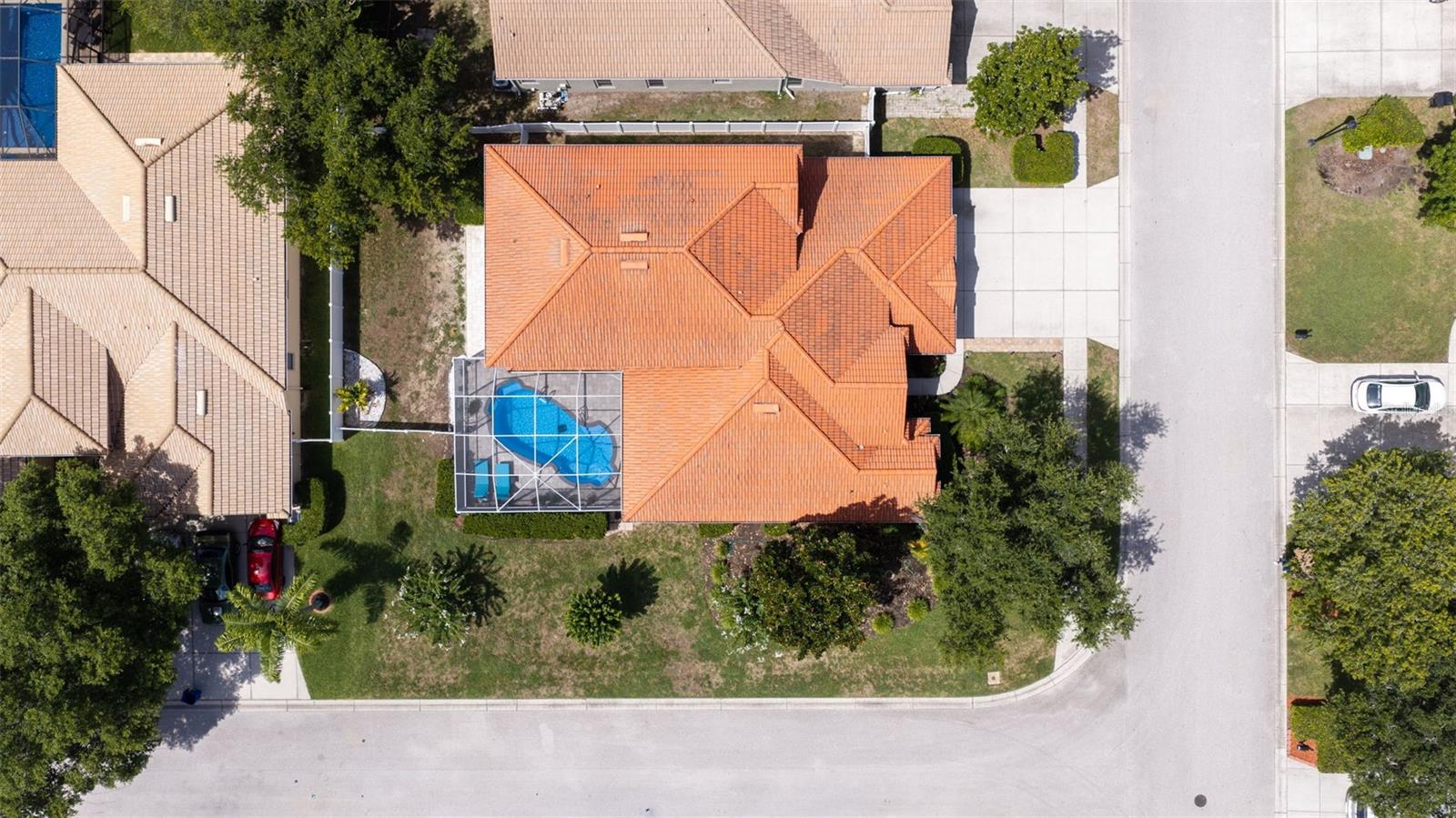 WATERS EDGE 02 - Residential