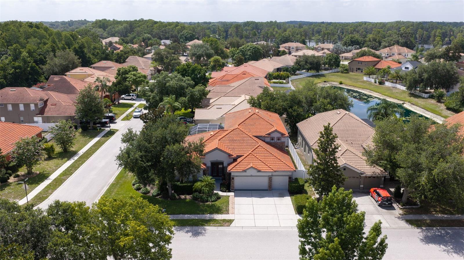 WATERS EDGE 02 - Residential
