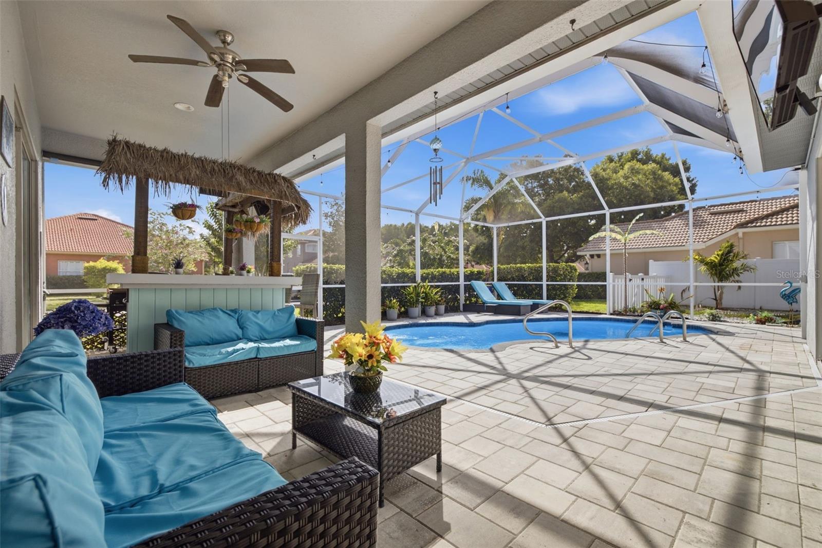 WATERS EDGE 02 - Residential