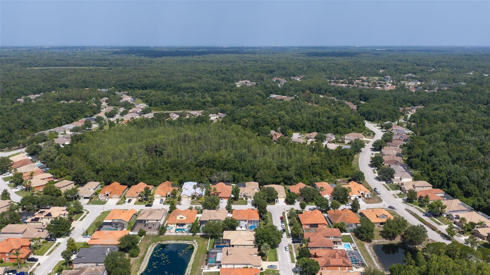 WATERS EDGE 02 - Residential