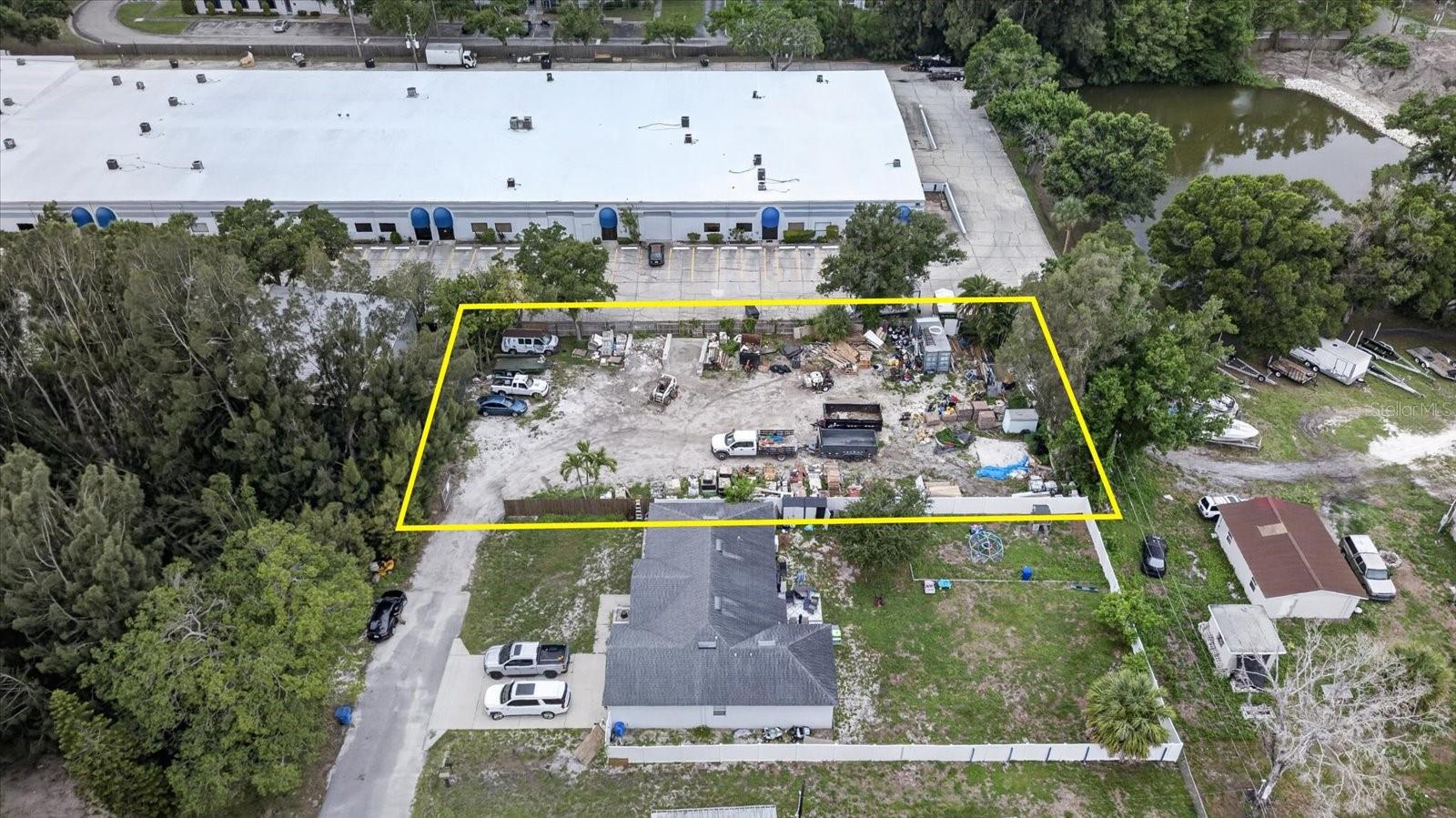 PINELLAS GROVES - Land