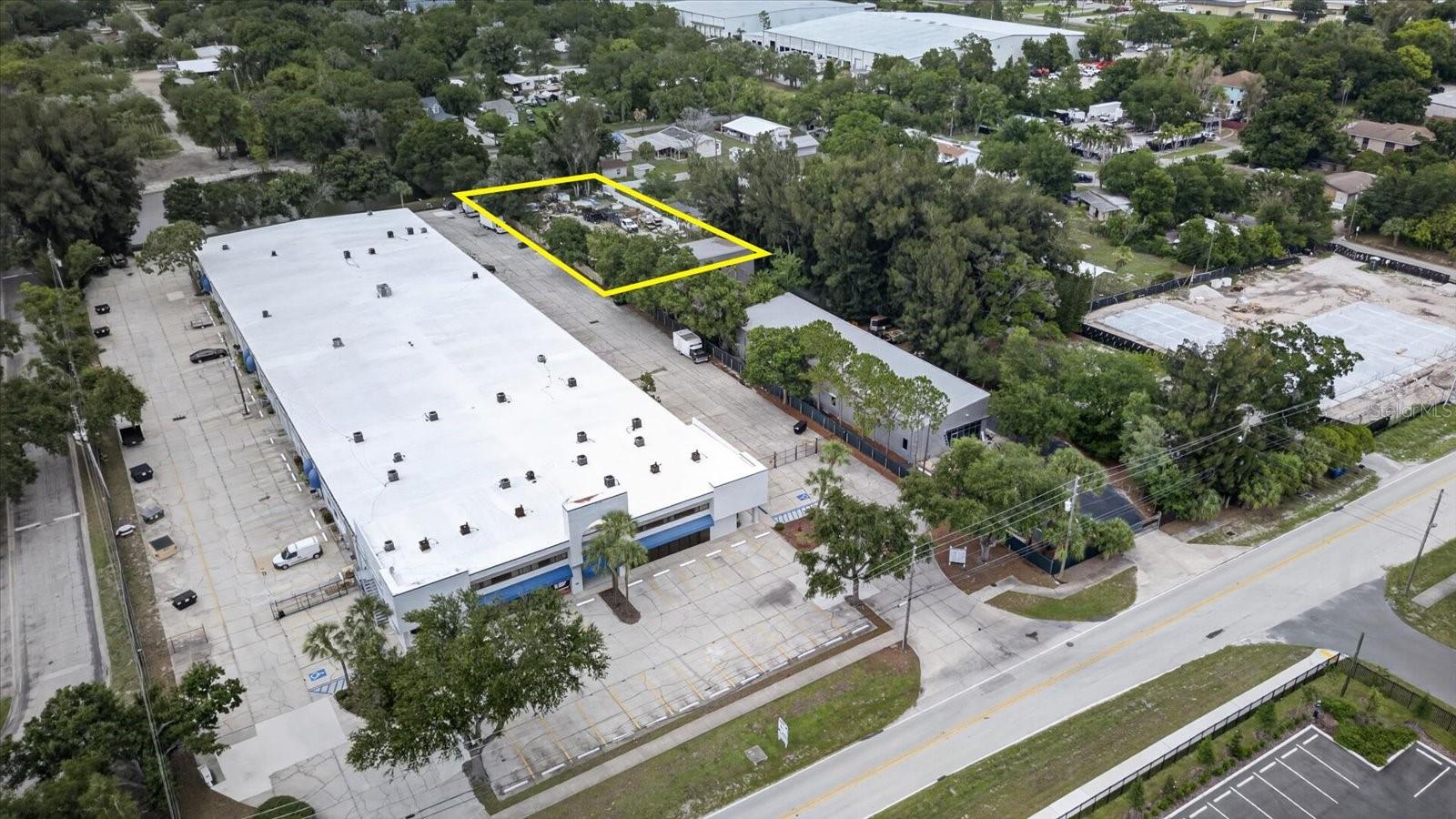 PINELLAS GROVES - Land
