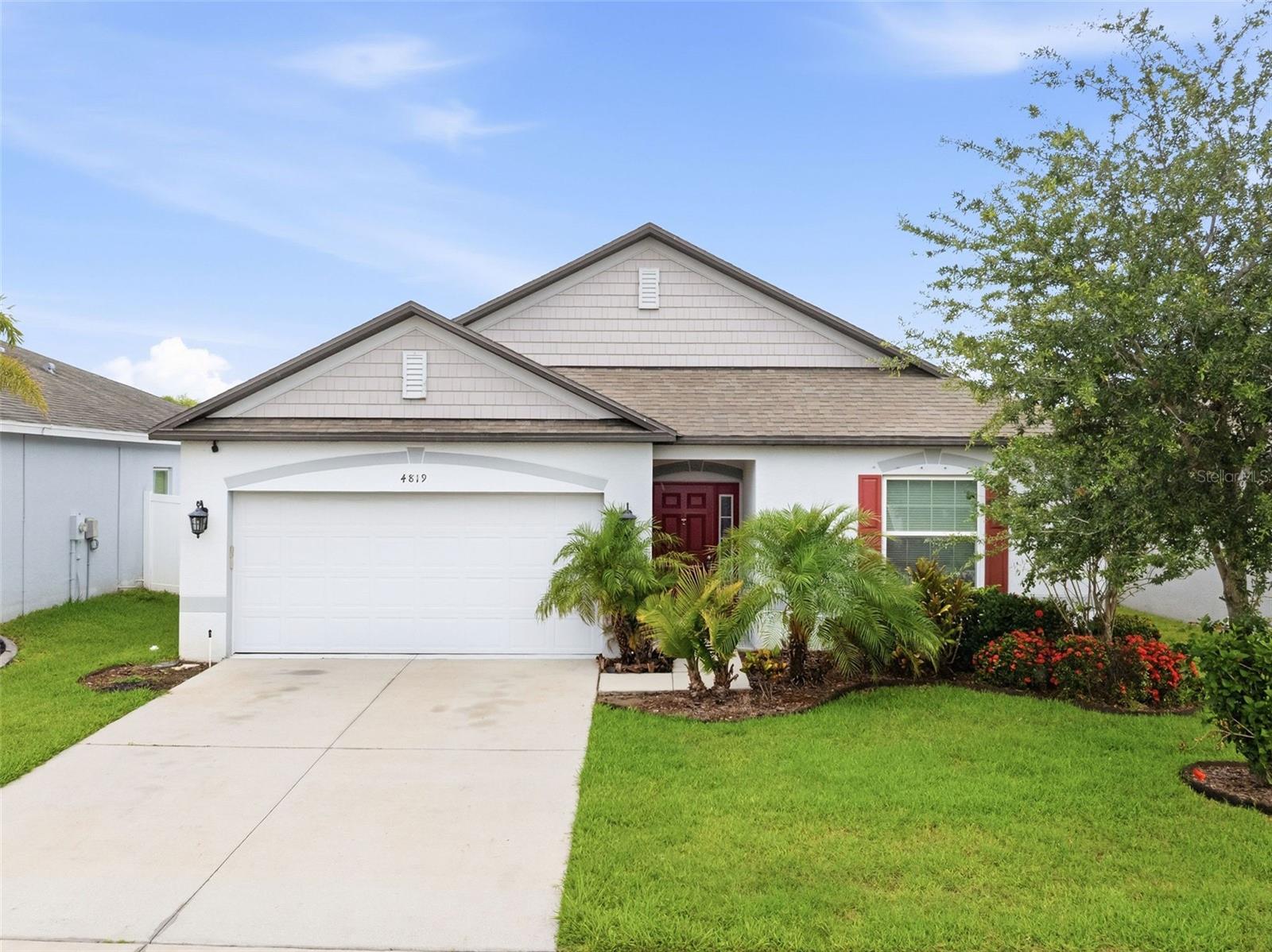 Built in 2019 and beautifully enhanced with thoughtful 2025 upgrades, this move-in-ready 3-bedroom, 2 Bath home offers the perfect blend of comfort, style, and privacy. Featuring an oversized 2-car garage with ample storage, this property is designed for both everyday living and entertainment.
Step inside to a spacious open floor plan with a large Great Room living and dining areas, seamlessly connected to the kitchen and breakfast bar — ideal for gathering with family and friends. The home opens to a large, screened lanai overlooking a peaceful wetland preserve with no rear neighbors, creating a private outdoor retreat for relaxing and unwinding.
The fenced backyard and upgraded lanai features include electric awnings, hurricane shutters, privacy shades on both sides, and attractive green turf carpeting installed in 2025 for added comfort and convenience.
Additional recent upgrades include newer appliances (2025), a tankless water heater, an upgraded en-suite shower with glass doors and a High Sierra shower head, newer lighting fixtures and ceiling fans, and updated easy-roll-up blinds throughout the home.
Located in the desirable Willow Walk community, residents enjoy amenities including a community pool, playground, and walking paths. Conveniently located with easy access to I-75 and I-275, shopping, restaurants, Gulf beaches, and airports.
This home shows pride in ownership and offers the ideal combination of modern upgrades, functional living space, and serene preserve views. A must-see property you will not want to miss.
Room sizes are approximate and should be verified by the Buyer.
