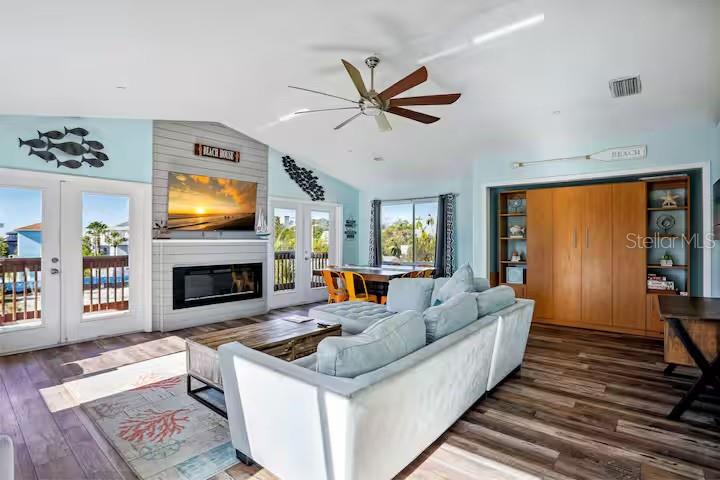 CONEY ISLAND - Residential