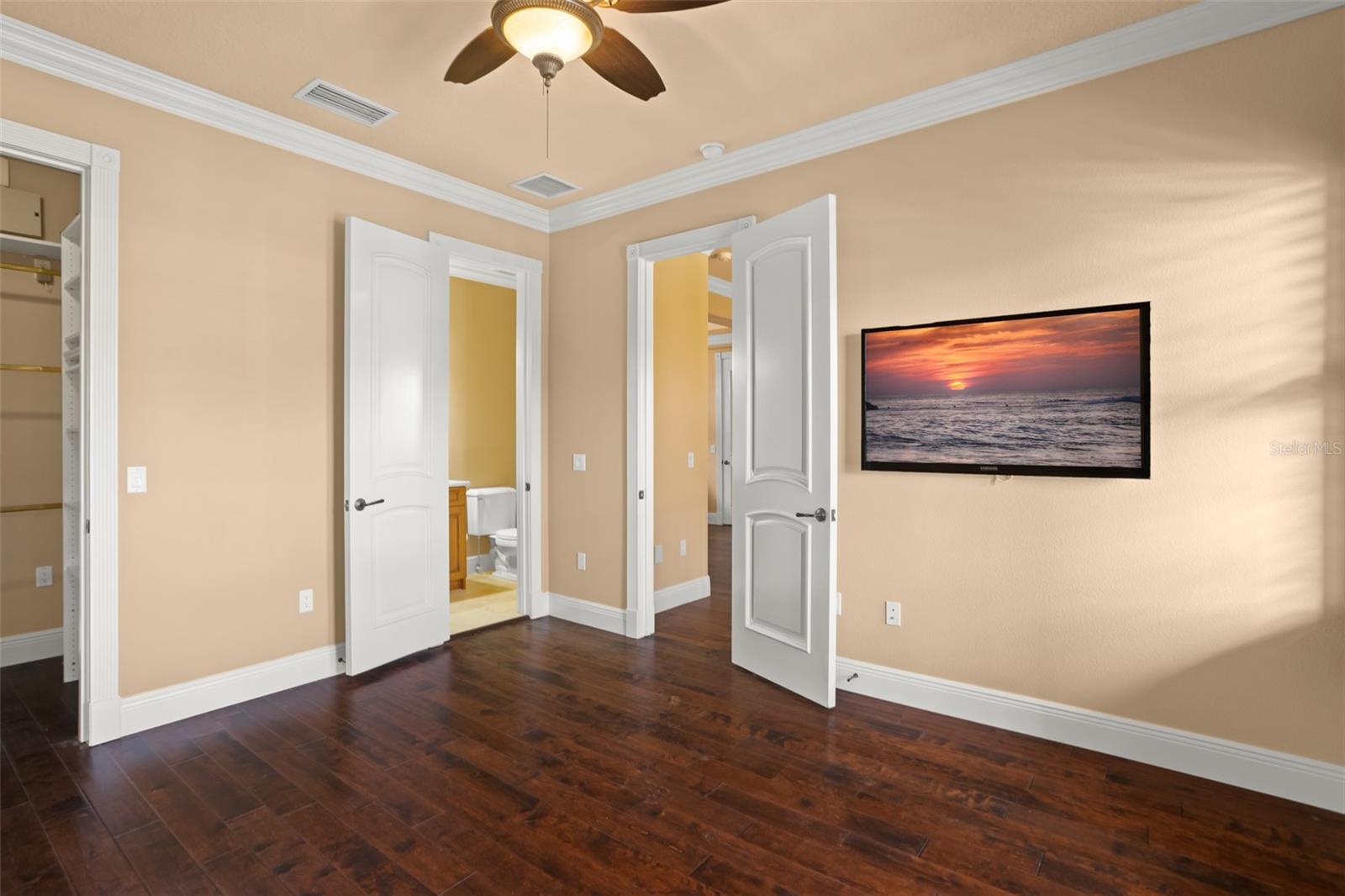 EMERSON POINTE - Residential