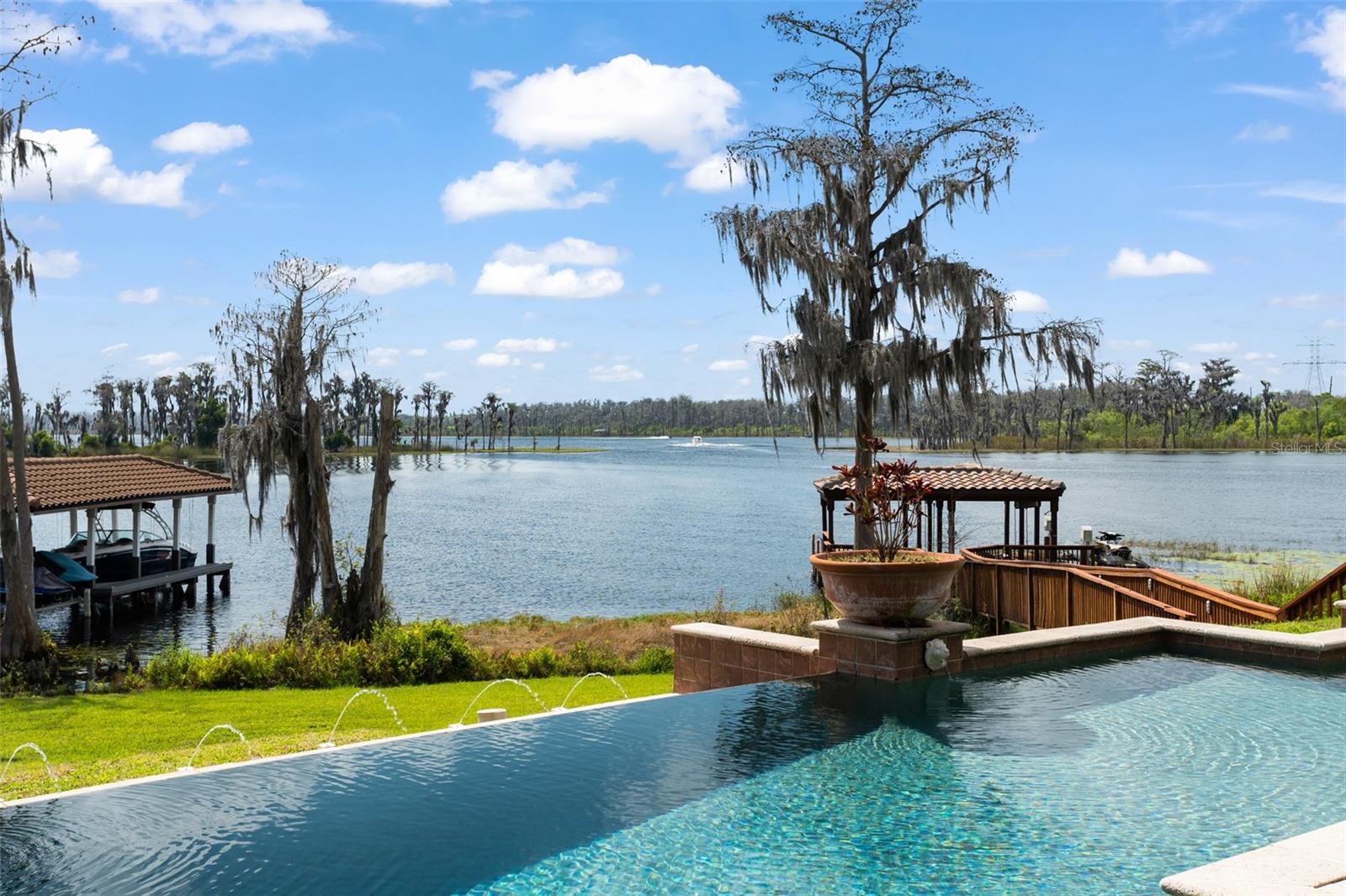EMERSON POINTE - Residential