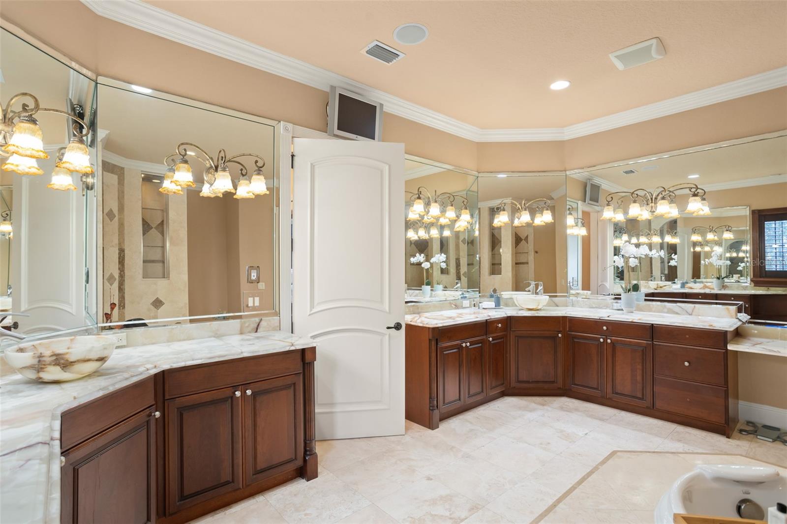 EMERSON POINTE - Residential