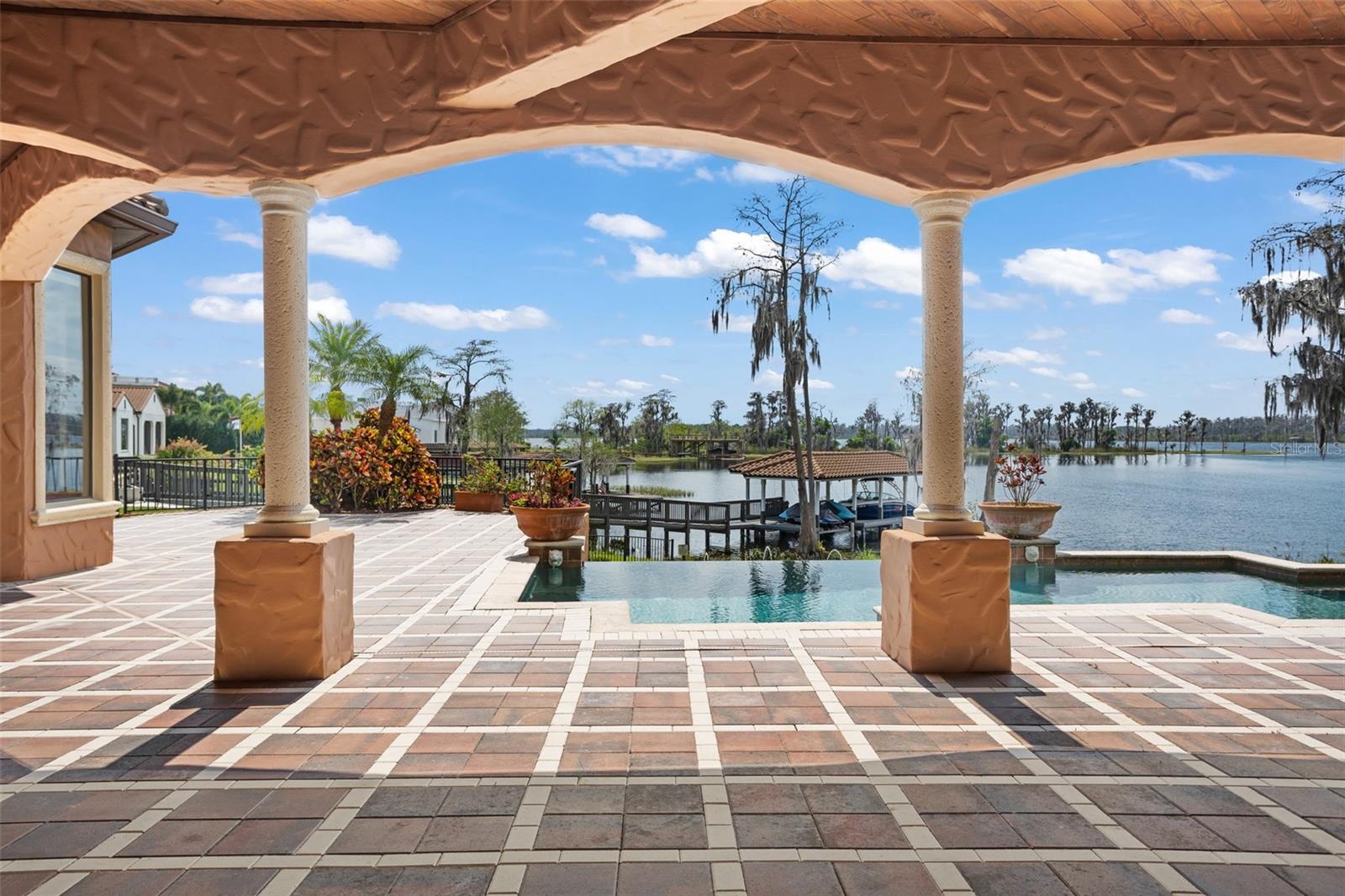 EMERSON POINTE - Residential
