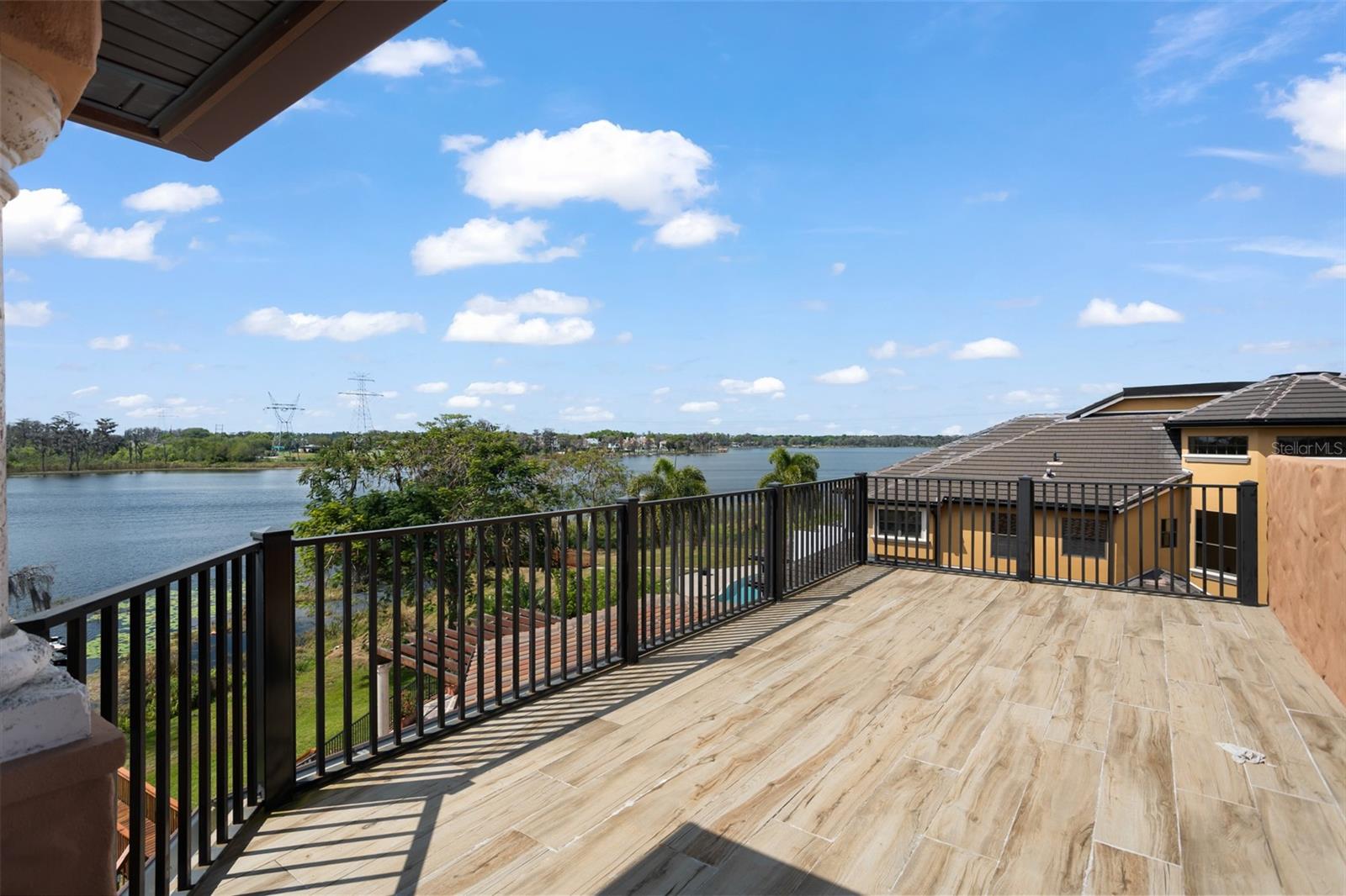 EMERSON POINTE - Residential