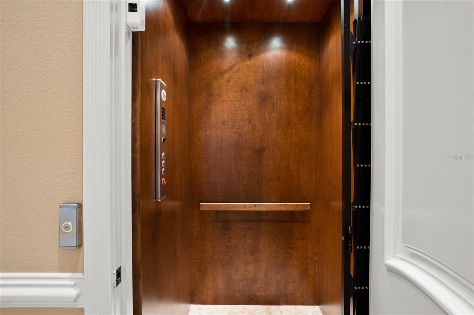 EMERSON POINTE - Residential