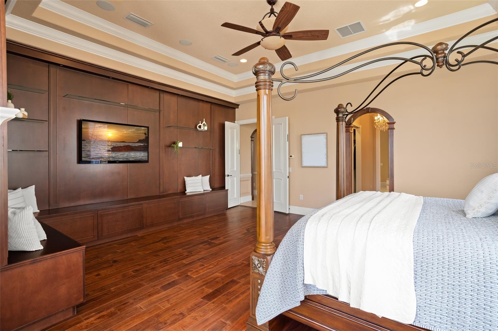 EMERSON POINTE - Residential
