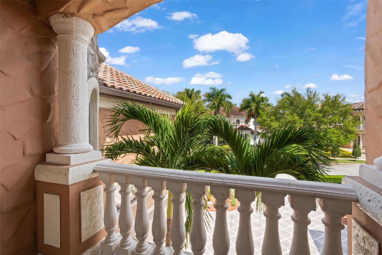 EMERSON POINTE - Residential