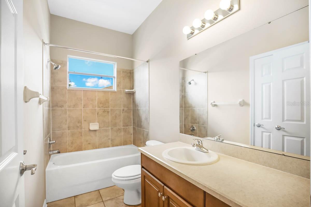 SOUTH FORK UNIT 6 - Residential Lease